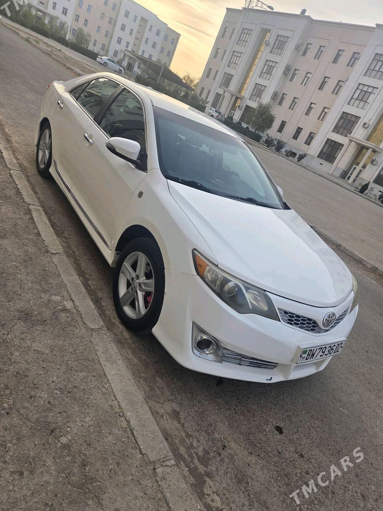 Toyota Camry 2013 - 220 000 TMT - Дашогуз - img 10