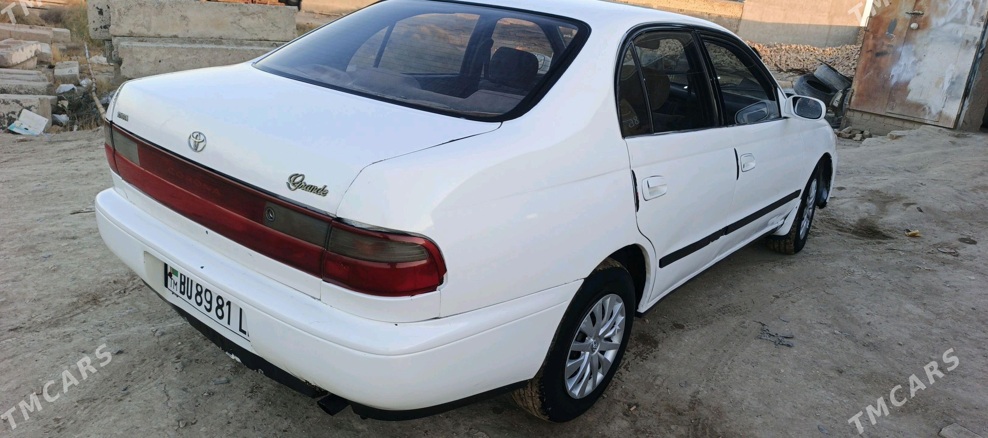 Toyota Corona 1993 - 45 000 TMT - Халач - img 4