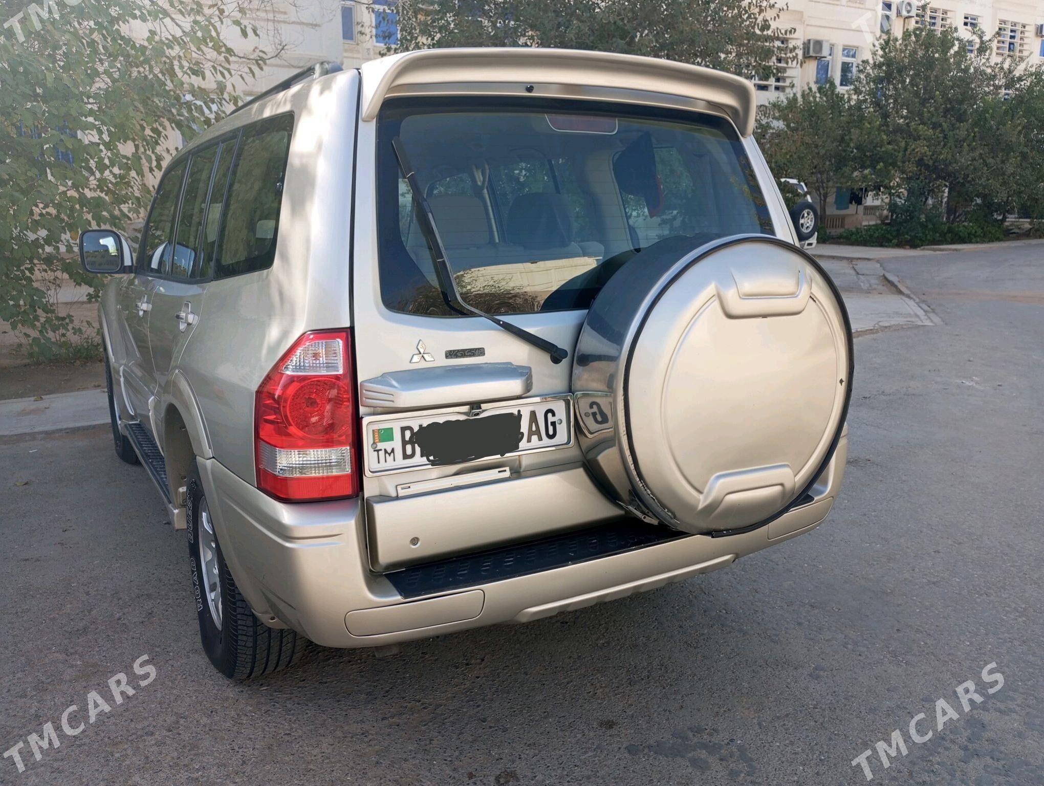 Mitsubishi Pajero 2006 - 180 000 TMT - Büzmeýin - img 4