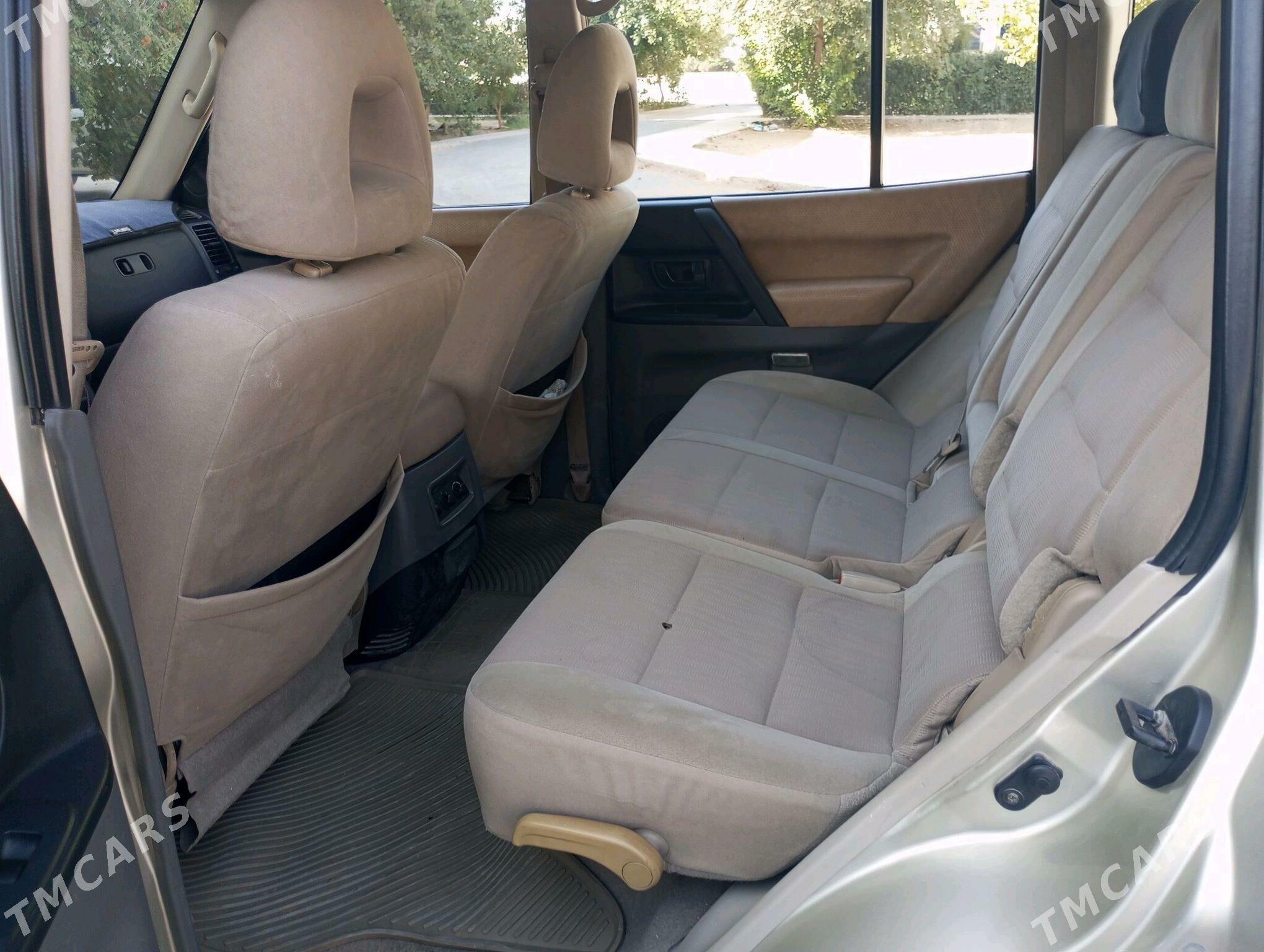 Mitsubishi Pajero 2006 - 180 000 TMT - Büzmeýin - img 7