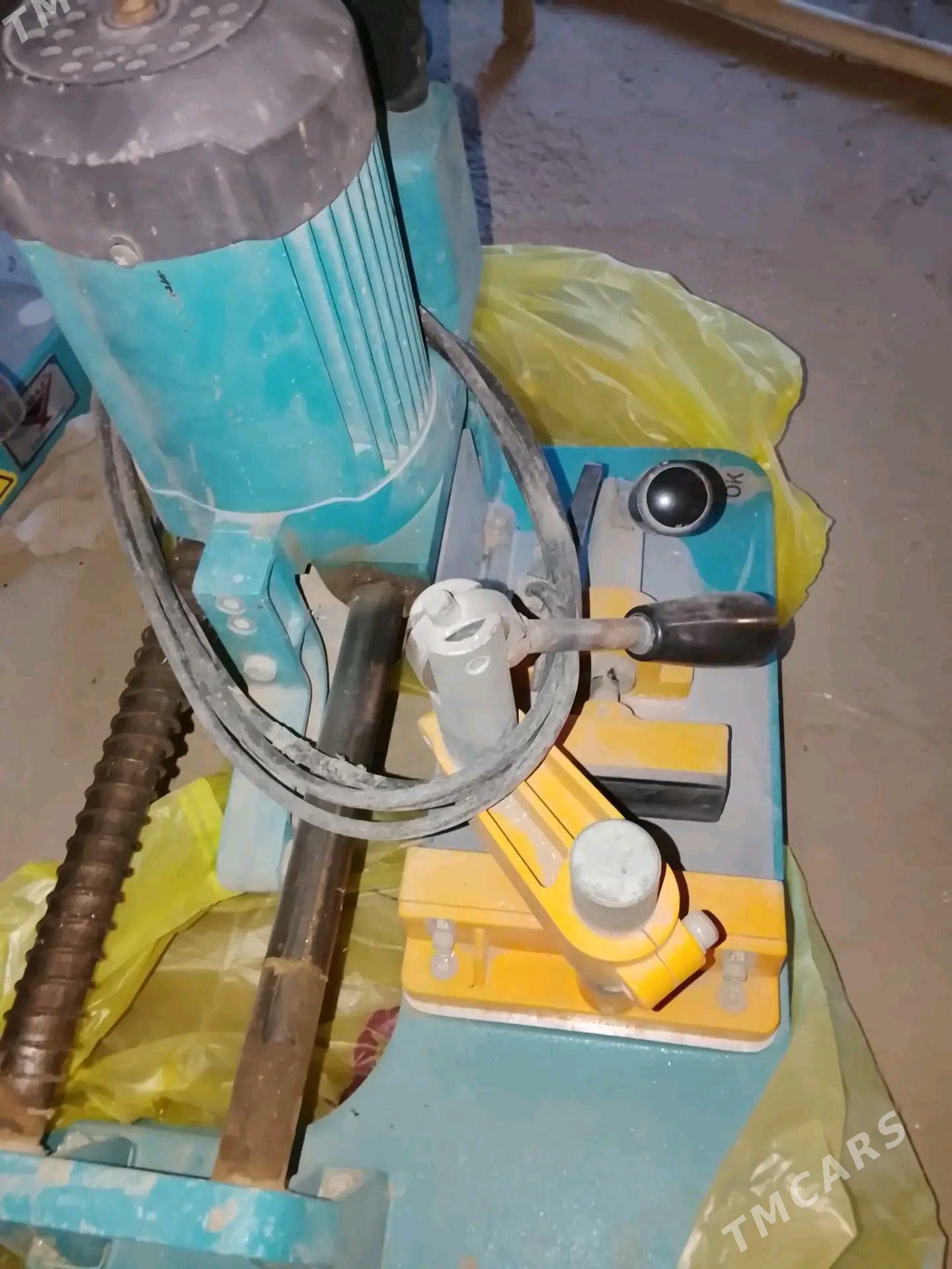 plastik stanok - Ёлётен - img 2