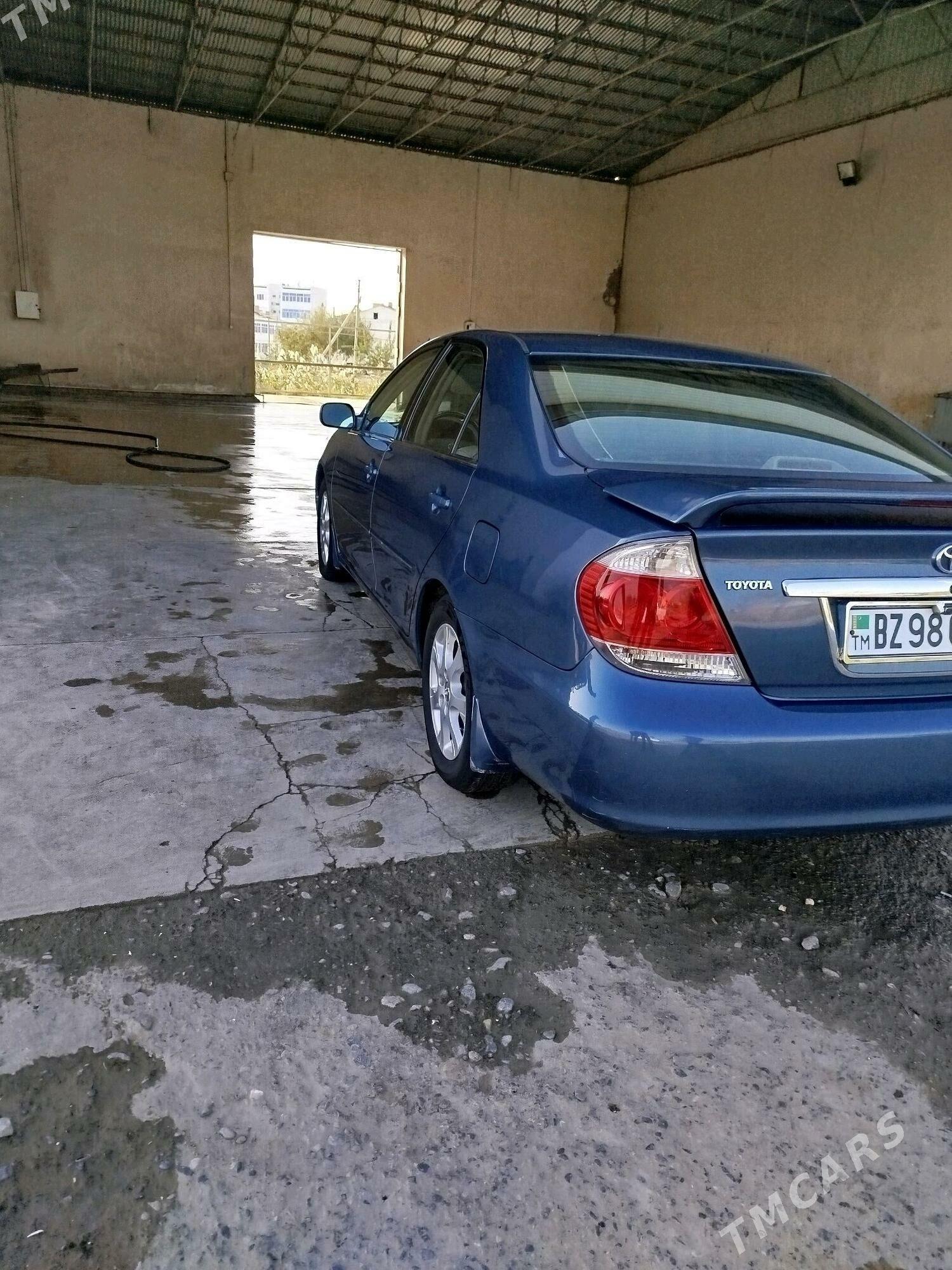 Toyota Camry 2003 - 180 000 TMT - Мары - img 3