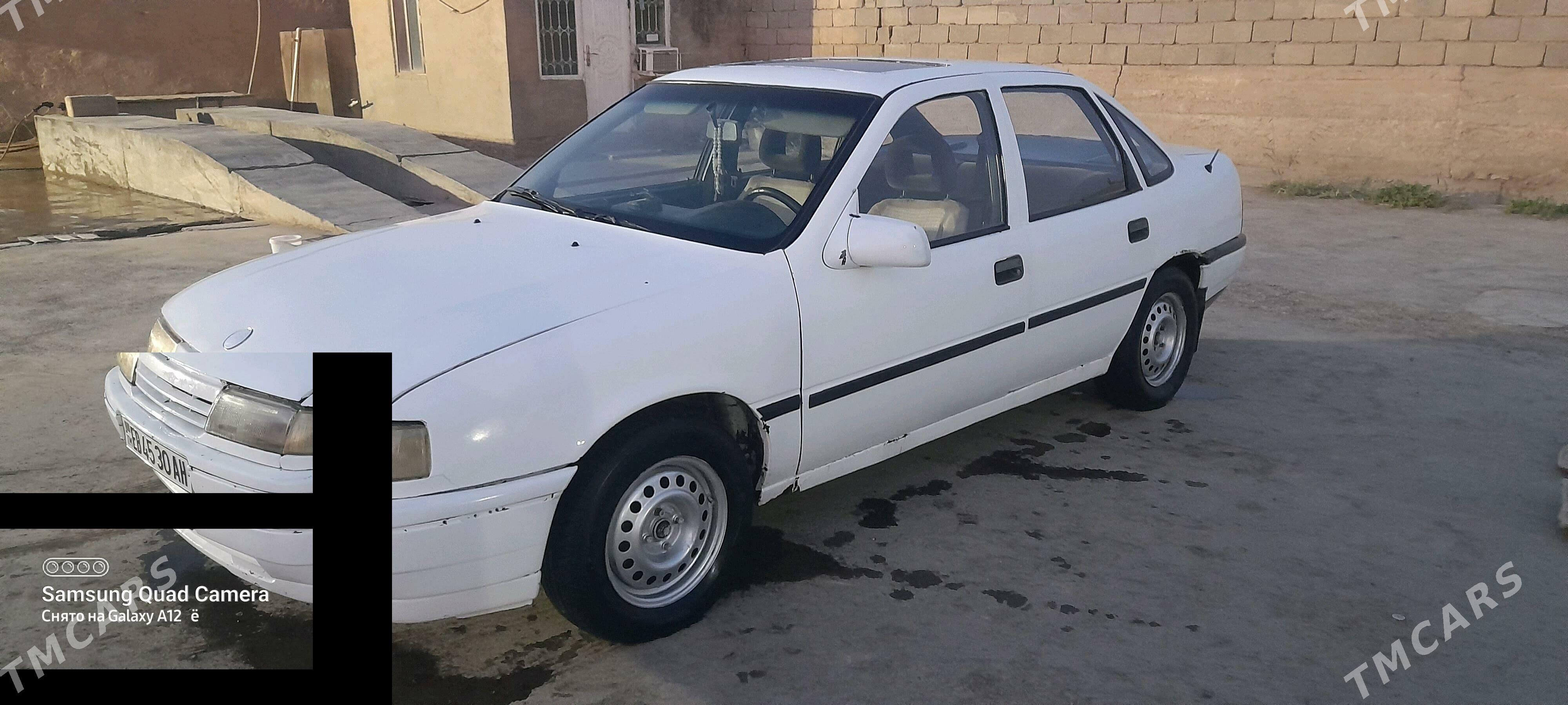 Opel Vectra 1990 - 22 000 TMT - Теджен - img 2