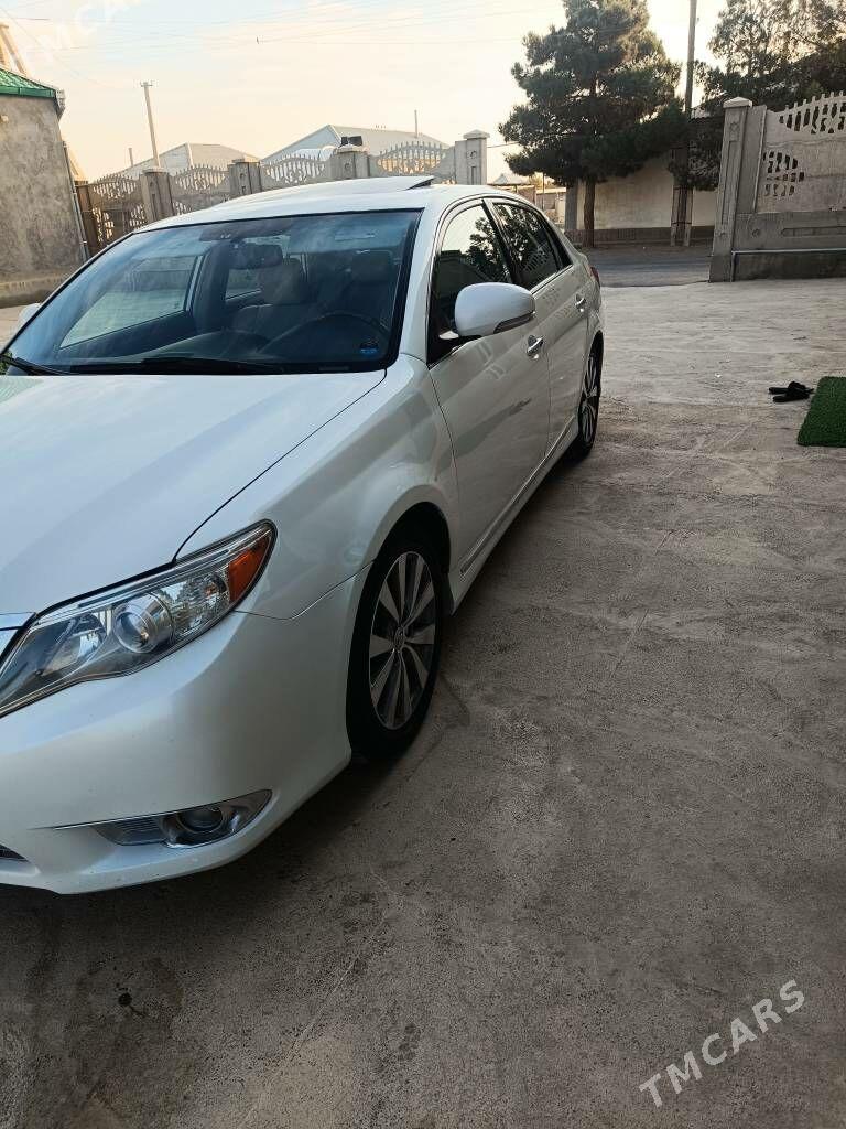 Toyota Avalon 2011 - 280 000 TMT - Гёкдепе - img 3