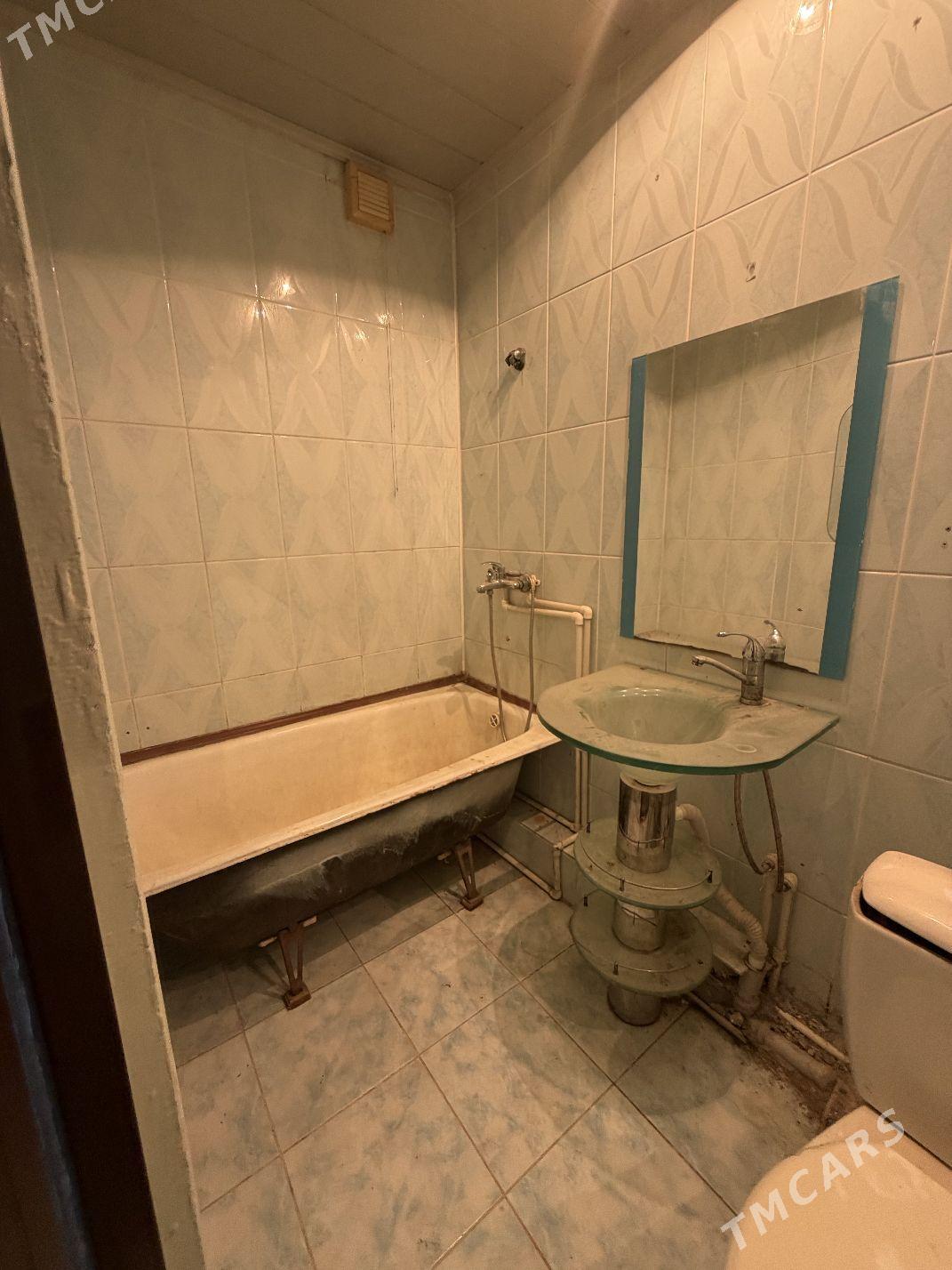 1 etaz 4 komnat - Шатлык - img 8