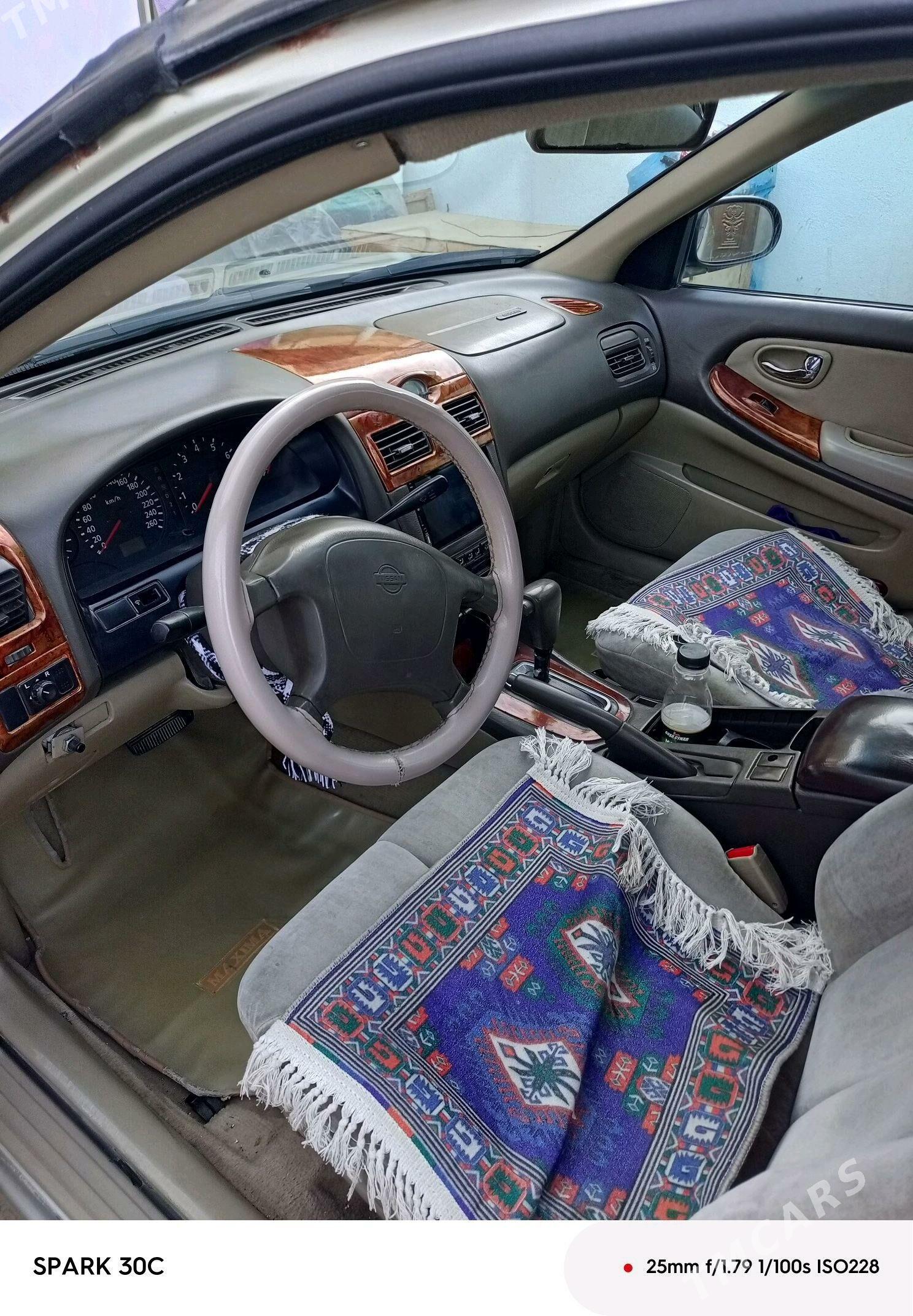 Nissan Maxima 2000 - 70 000 TMT - Бахарден - img 5