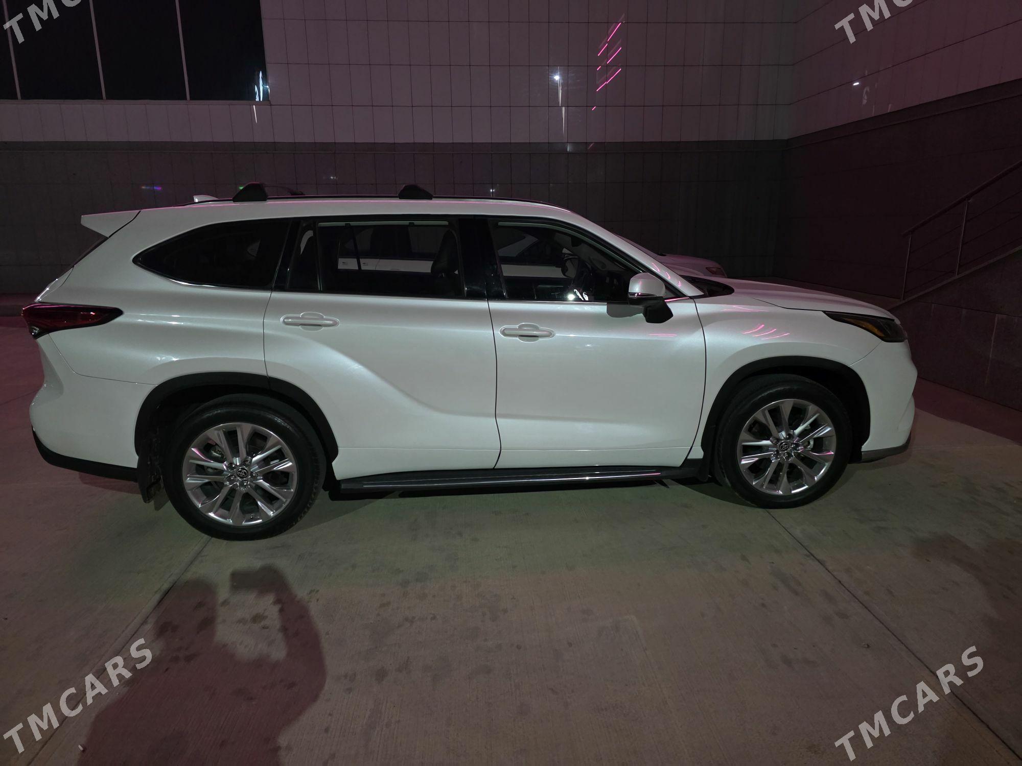 Toyota Highlander 2022 - 800 000 TMT - Aşgabat - img 8