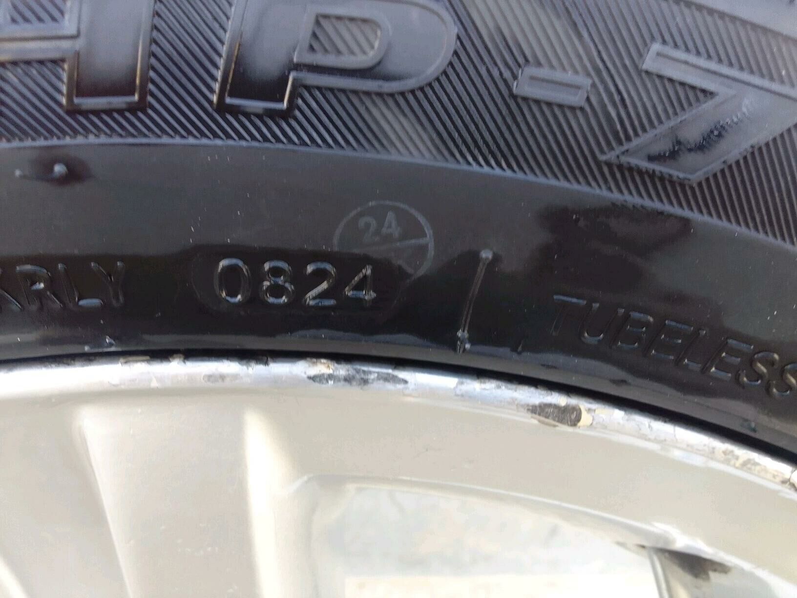 Carolla 215.50R17 1 000 TMT - Ak bugdaý etraby - img 7