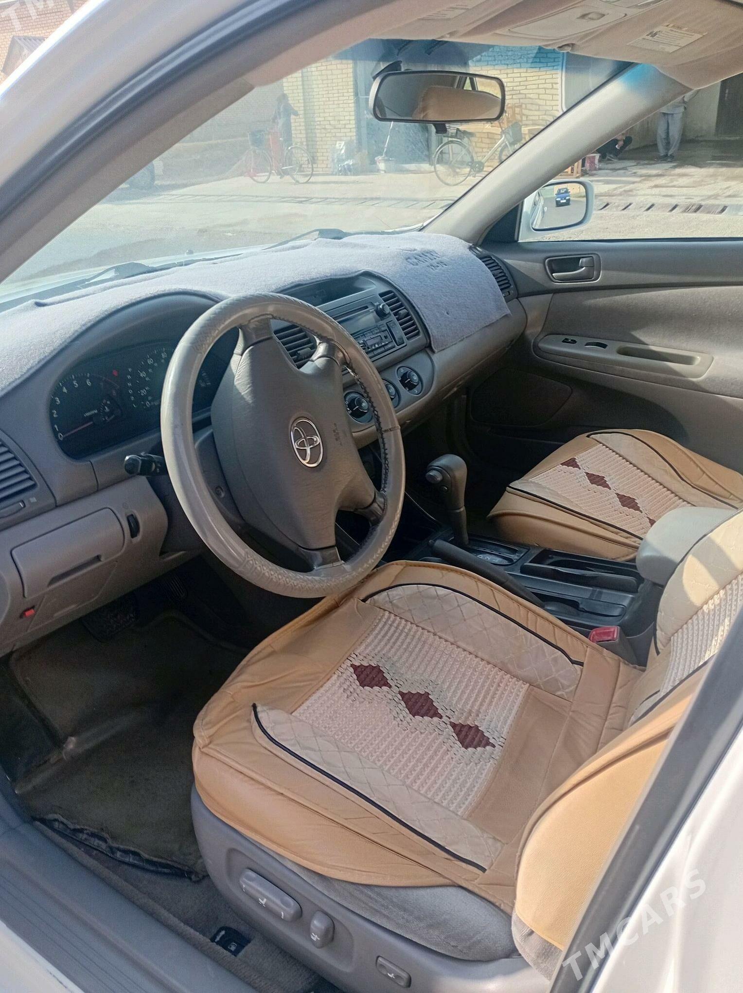 Toyota Camry 2004 - 170 000 TMT - Мары - img 6