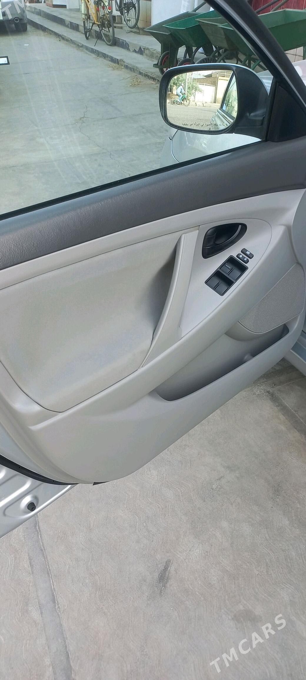 Toyota Camry 2008 - 175 000 TMT - Байрамали - img 8