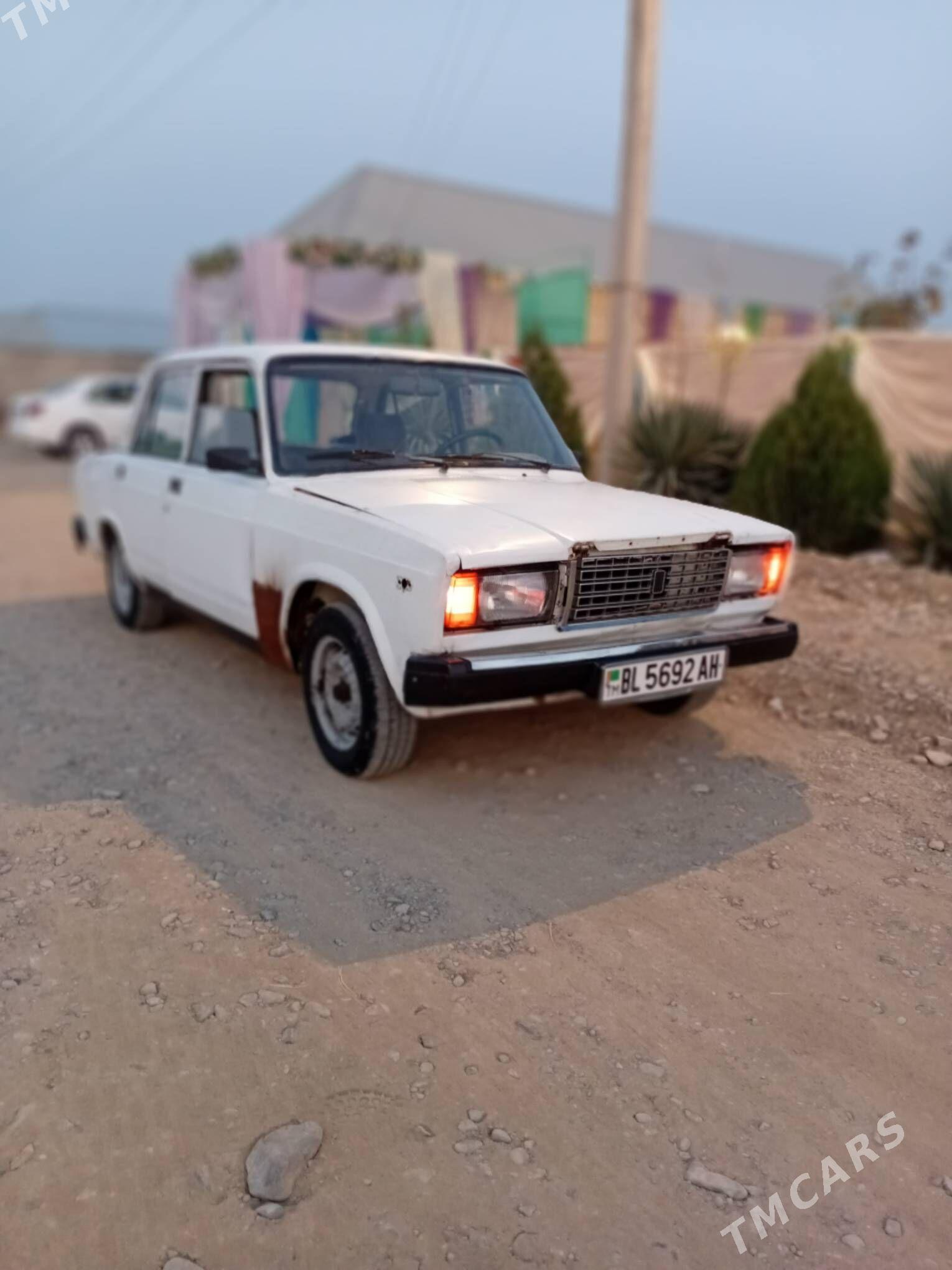 Lada 2107 1999 - 19 000 TMT - Bäherden - img 1