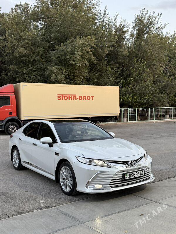 Toyota Camry 2021 - 595 000 TMT - Aşgabat - img 1