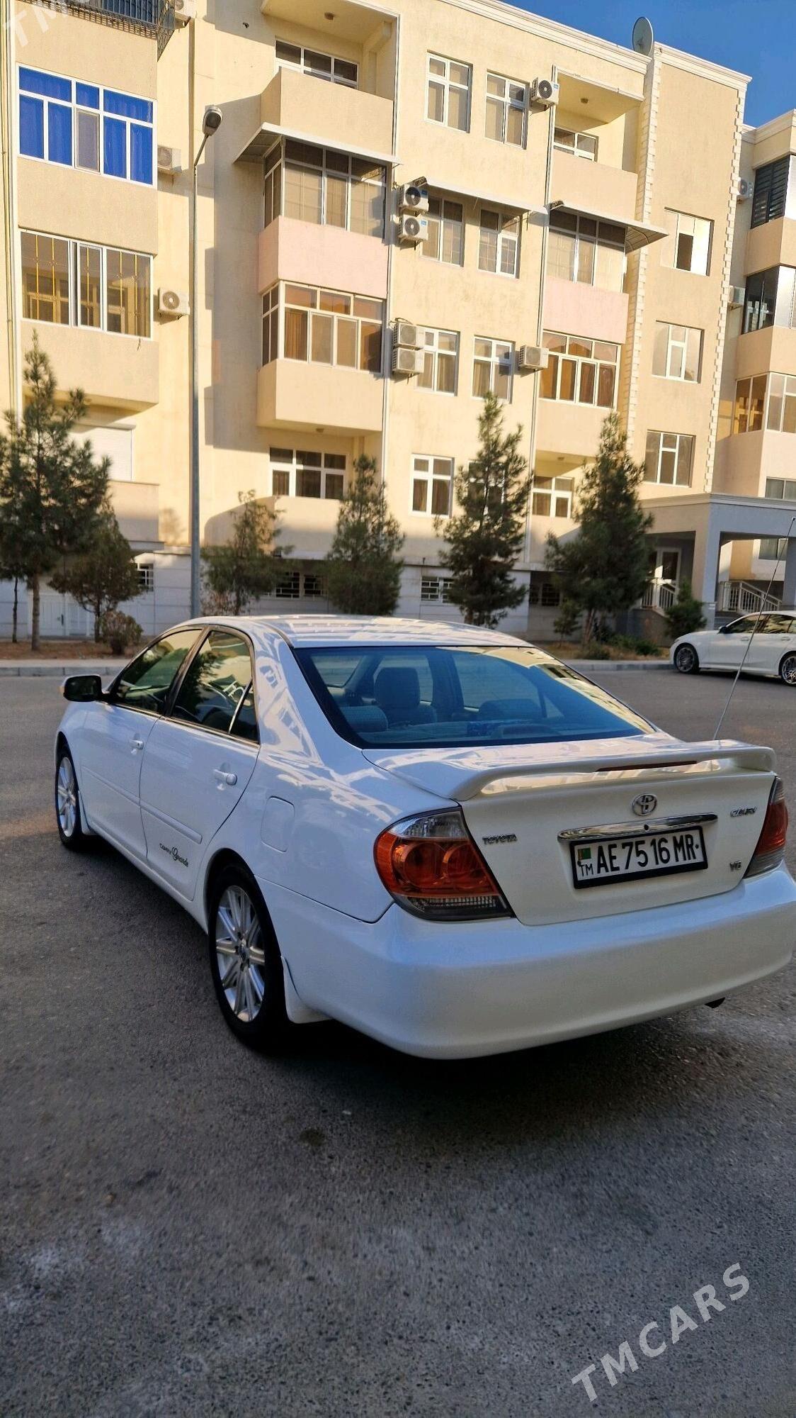 Toyota Camry 2004 - 160 000 TMT - Мары - img 1