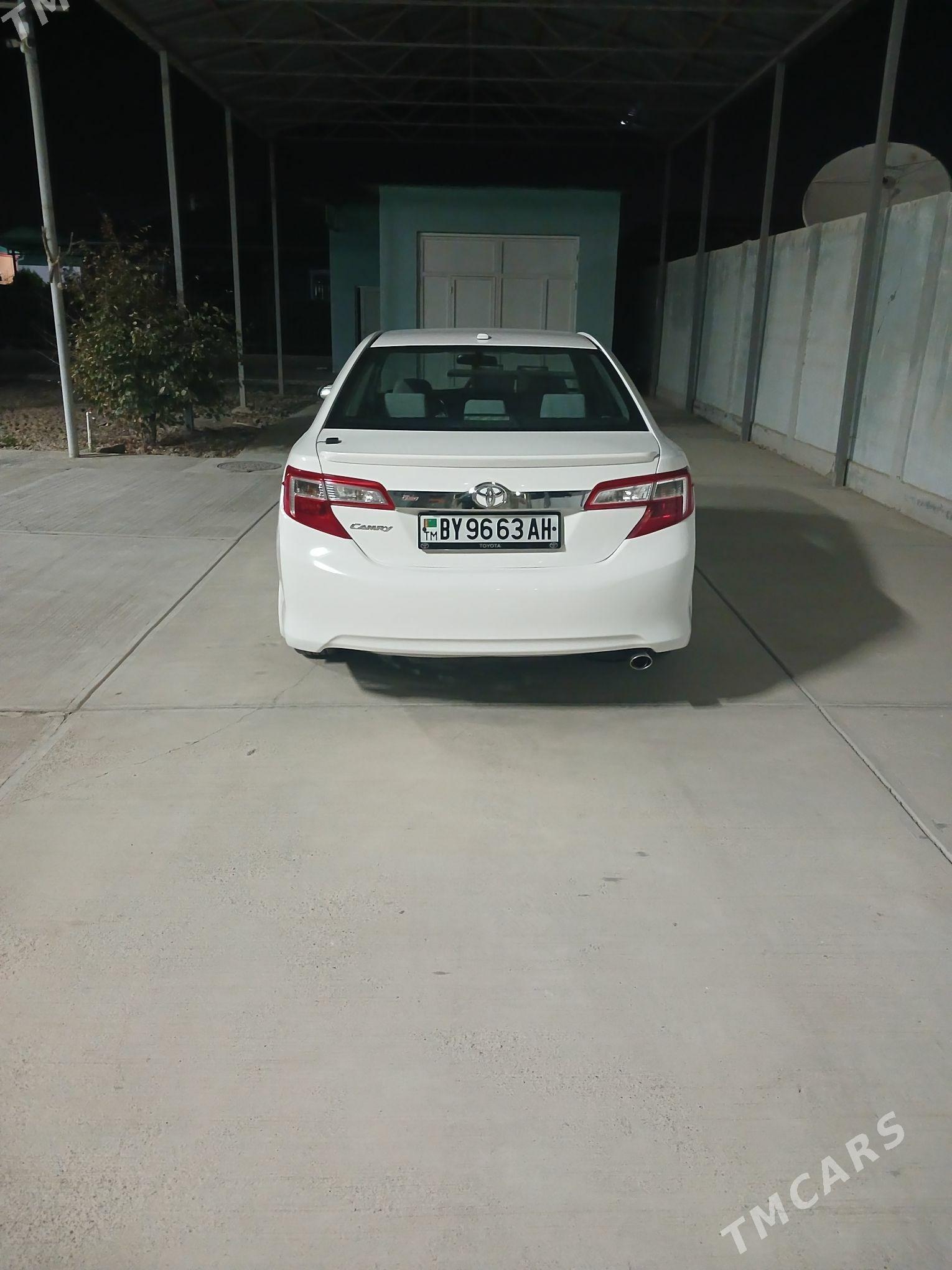 Toyota Camry 2012 - 198 000 TMT - Гёкдепе - img 4