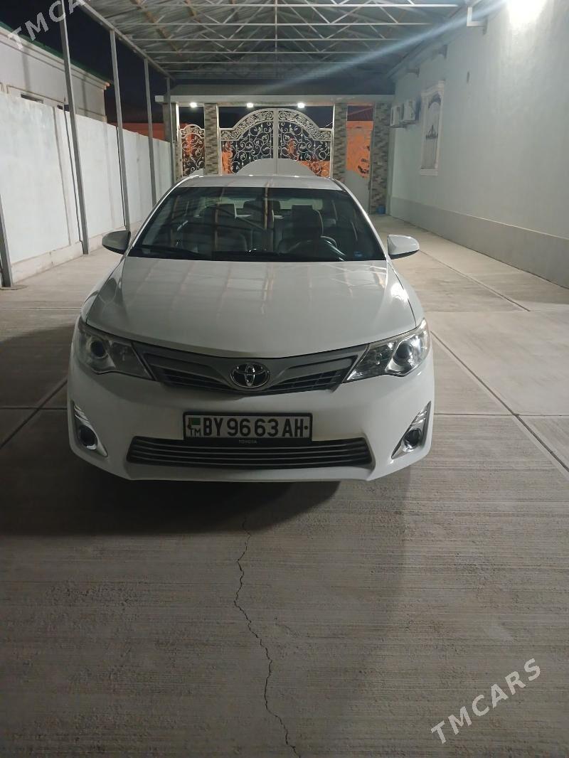 Toyota Camry 2012 - 198 000 TMT - Гёкдепе - img 1