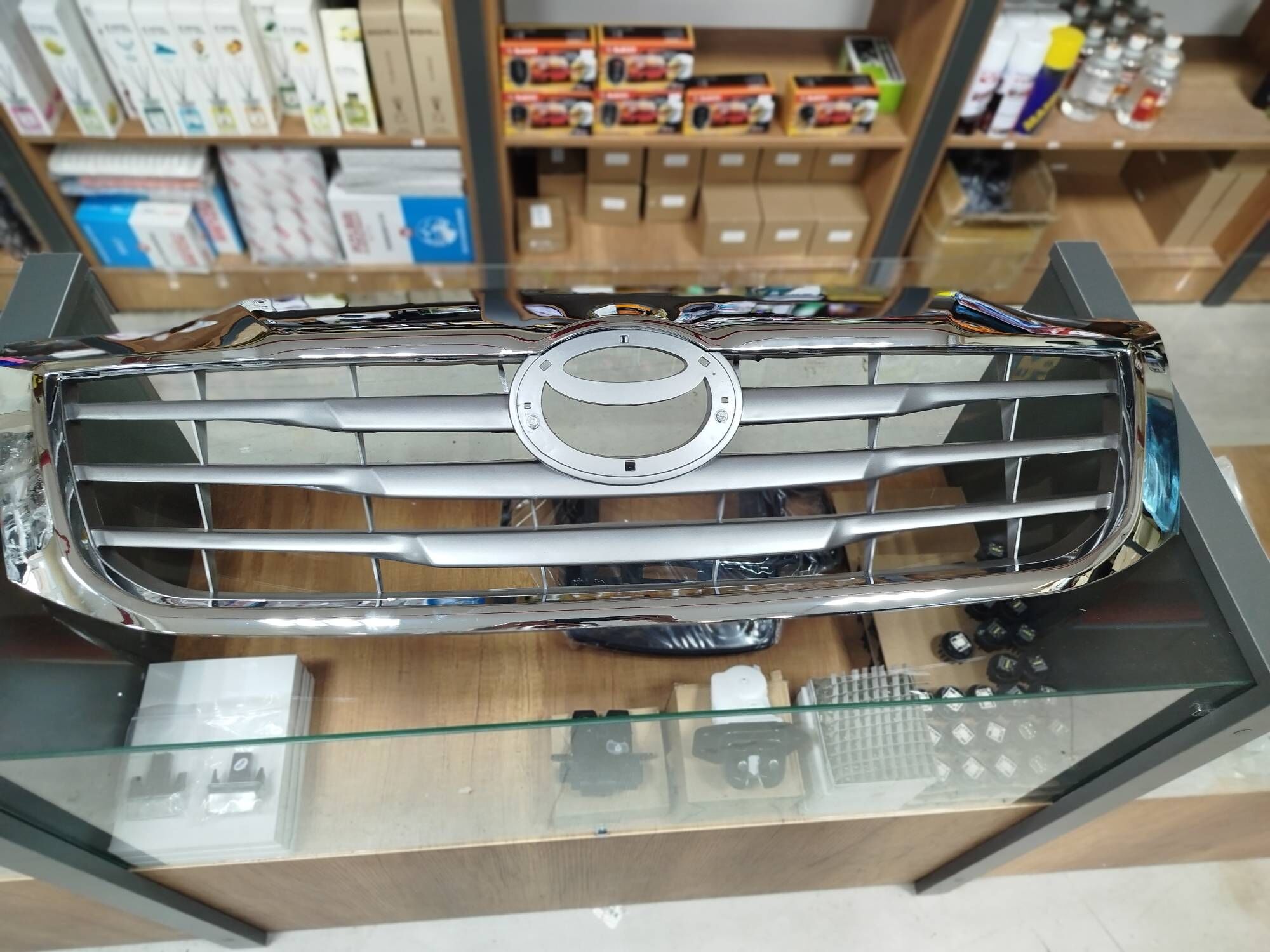 12-15 hilux oblisowka 650 TMT - Aşgabat - img 1