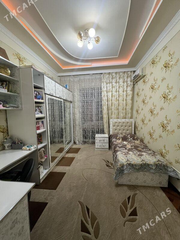 SATLYK HOWLY JAY - Mary - img 3