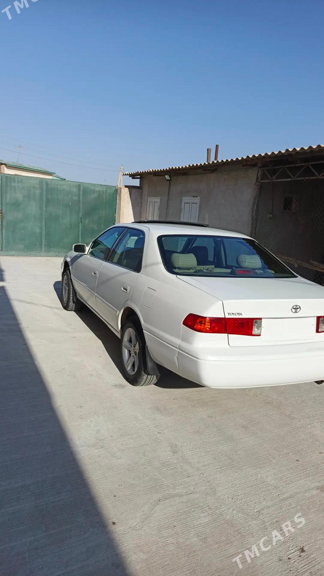 Toyota Camry 2000 - 165 000 TMT - Кёнеургенч - img 5