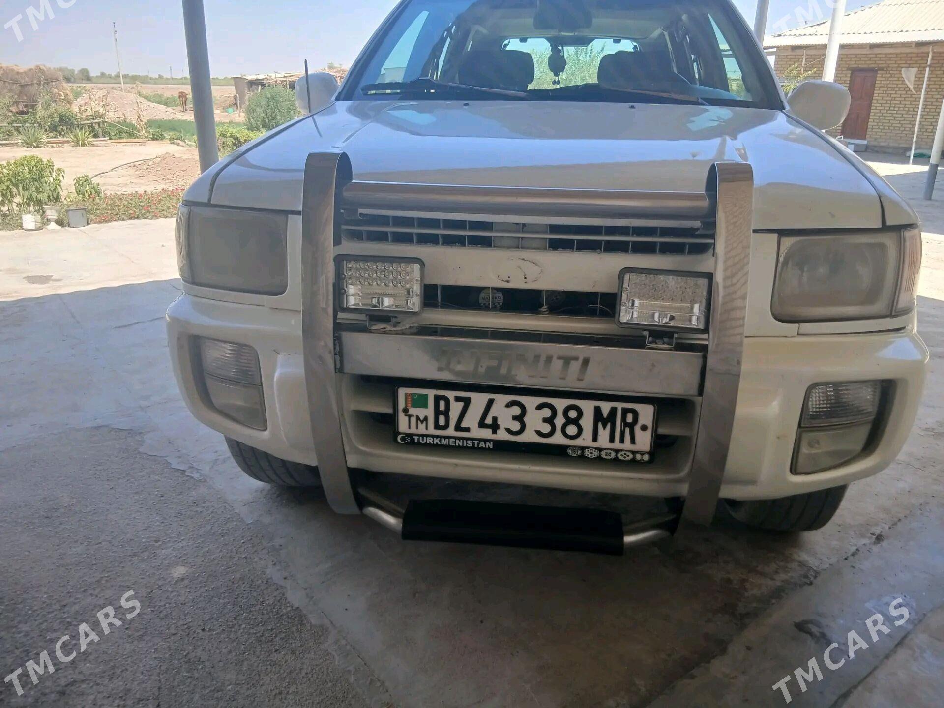 Infiniti Q 1999 - 110 000 TMT - Ёлётен - img 1