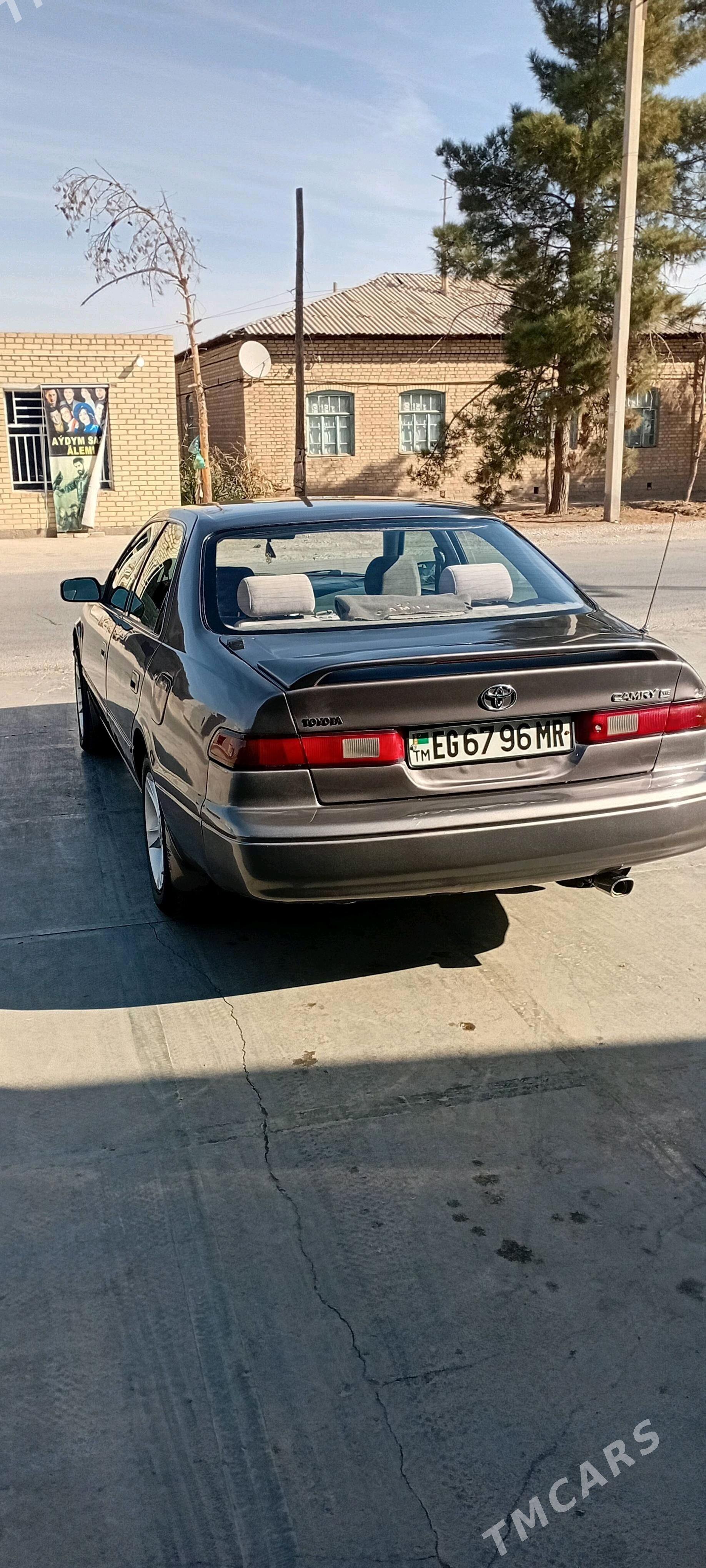 Toyota Camry 1998 - 118 000 TMT - Мары - img 5