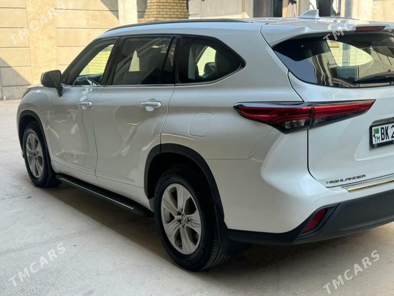 Toyota Highlander 2022 - 545 000 TMT - Балканабат - img 4