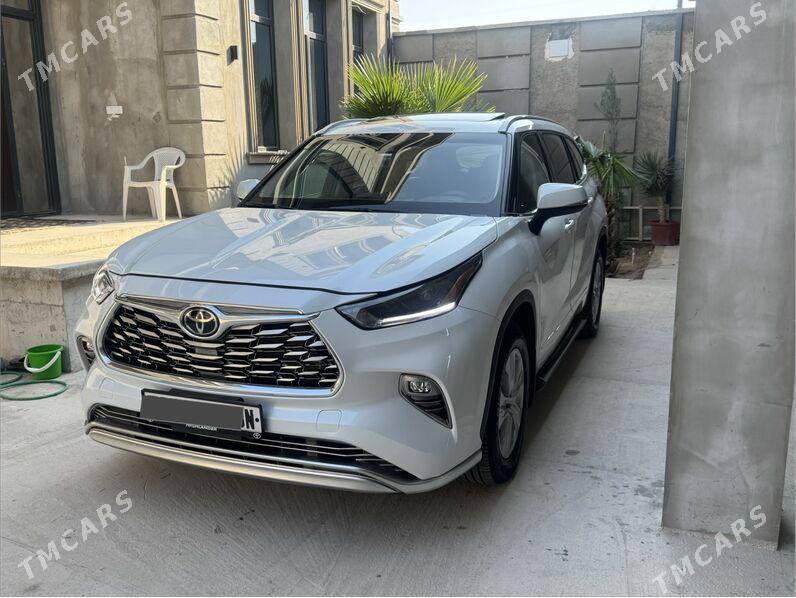Toyota Highlander 2022 - 545 000 TMT - Балканабат - img 1