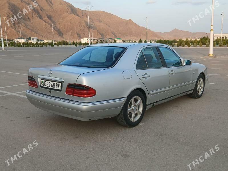 Mercedes-Benz C320 1996 - 70 000 TMT - Balkanabat - img 6