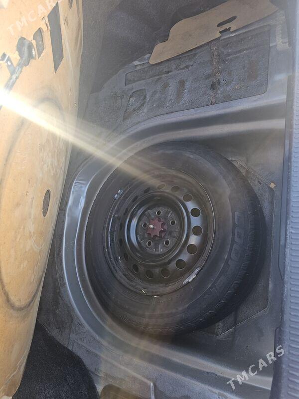 Toyota Camry 2005 - 175 000 TMT - Aşgabat - img 6