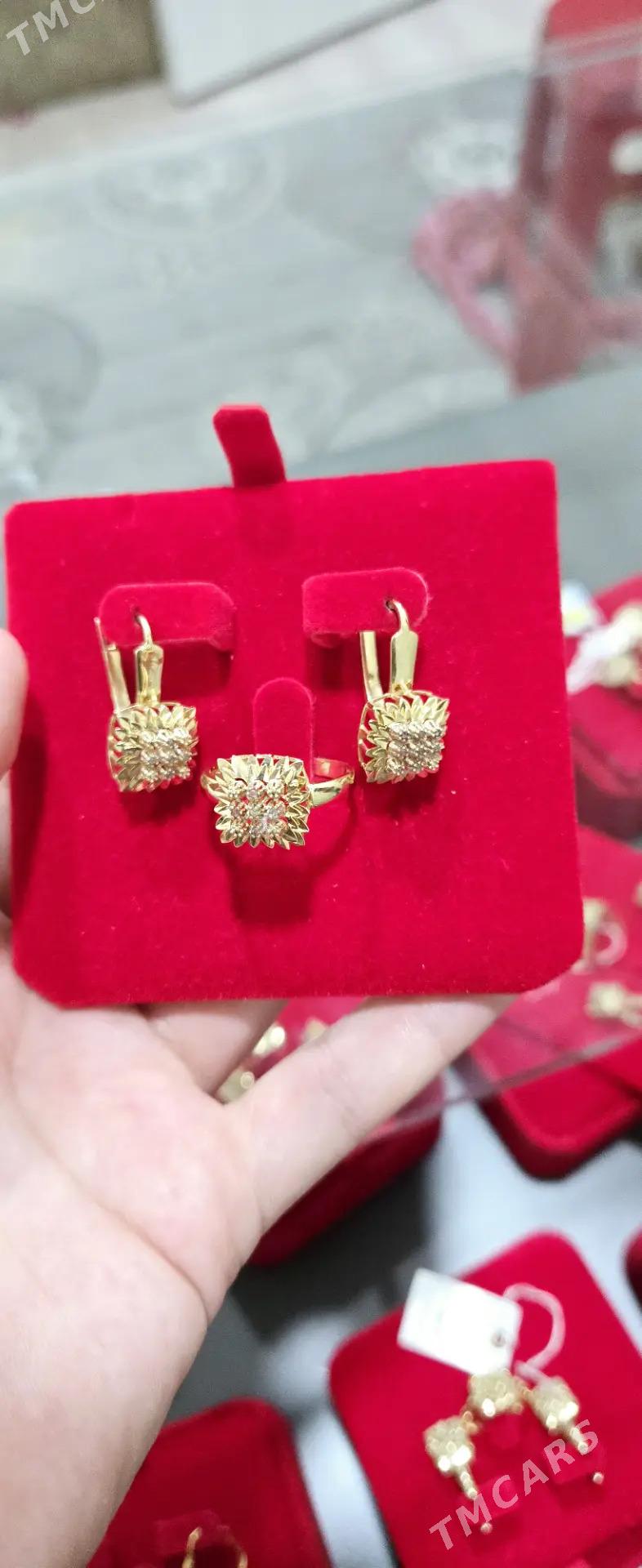 gyzyl komplekt - Aşgabat - img 1