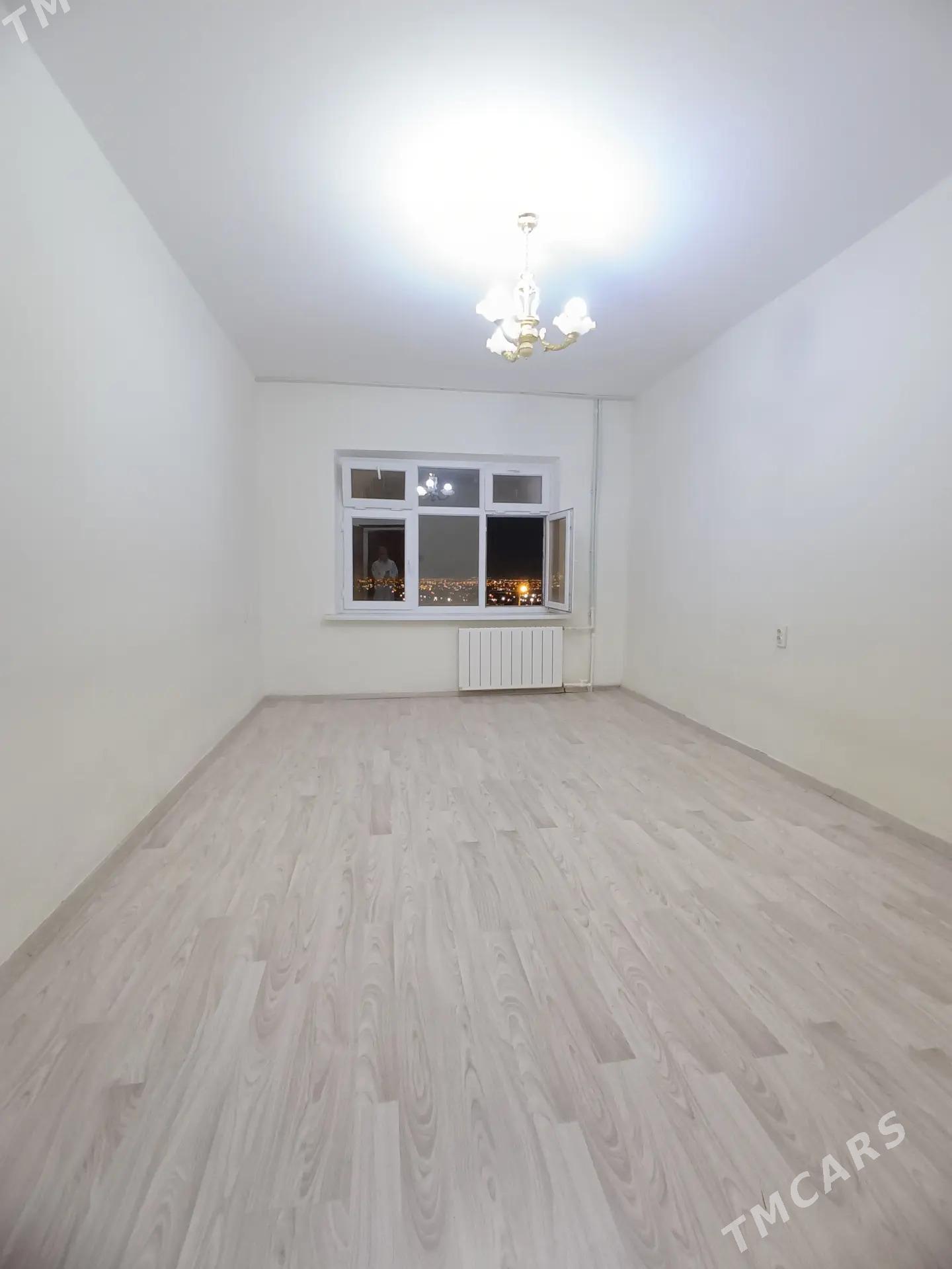 MIR 7, 3 KOM, - Мир 4 - img 2