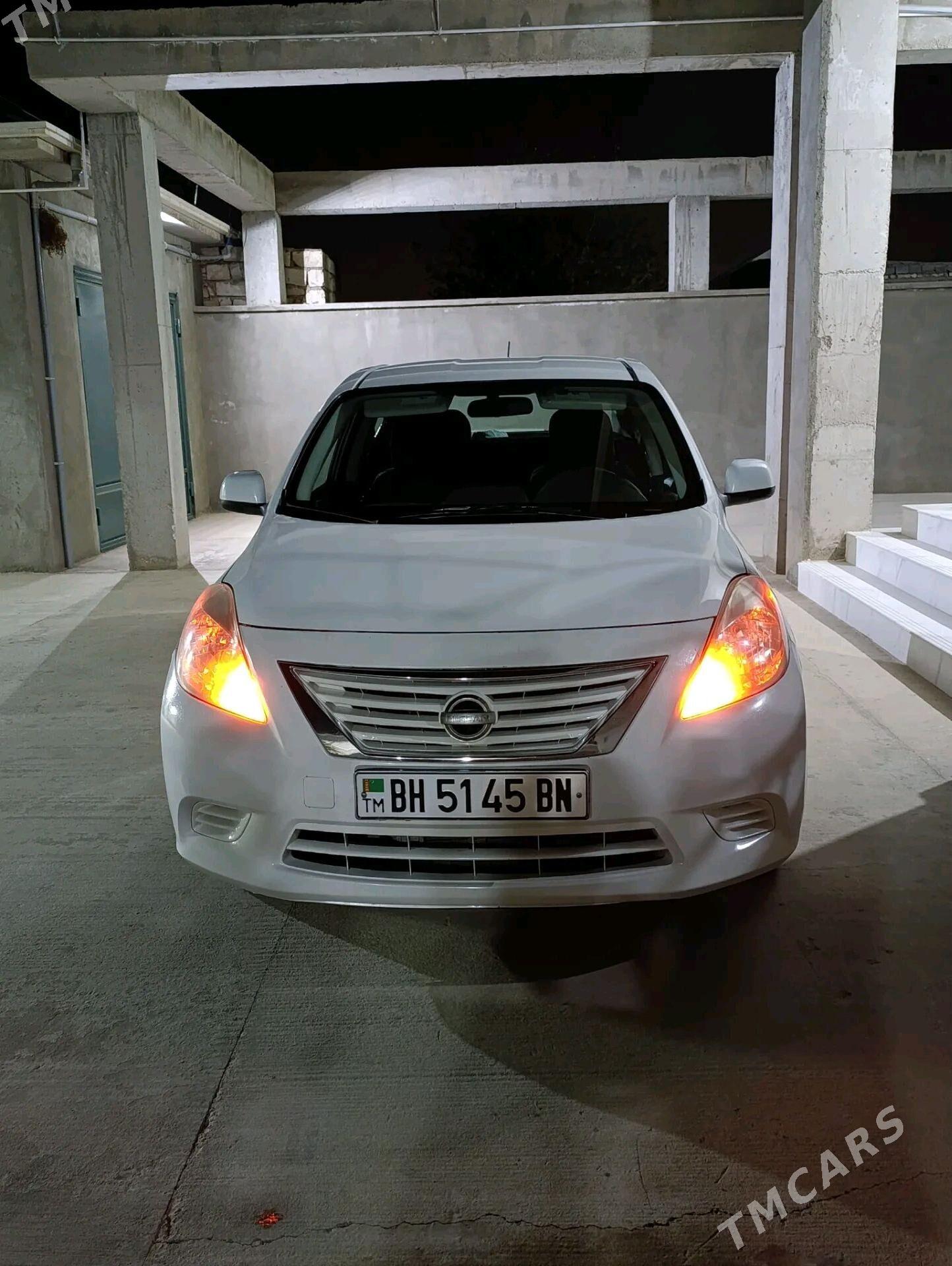 Nissan Versa 2013 - 120 000 TMT - Balkanabat - img 3