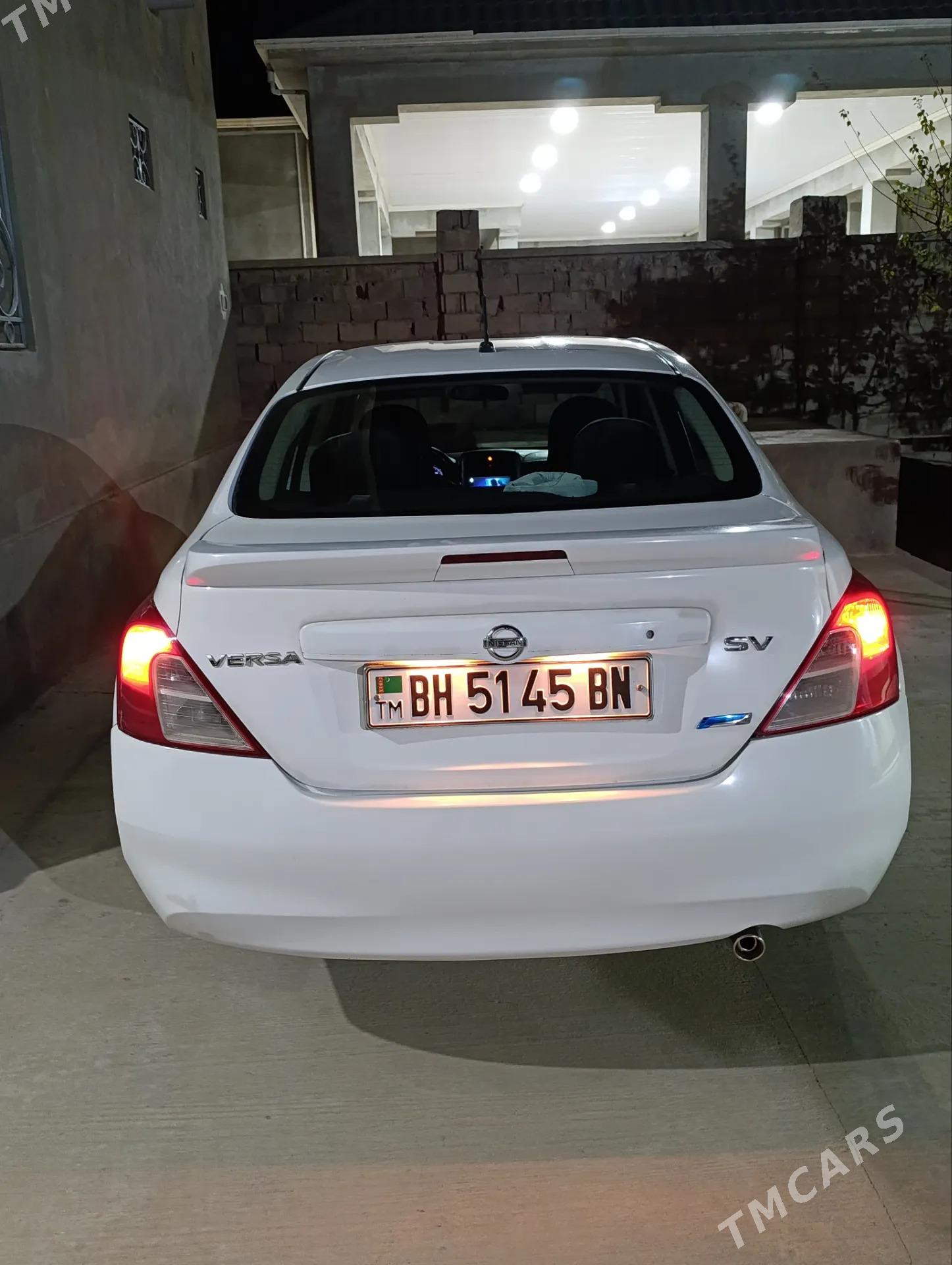 Nissan Versa 2013 - 120 000 TMT - Balkanabat - img 9