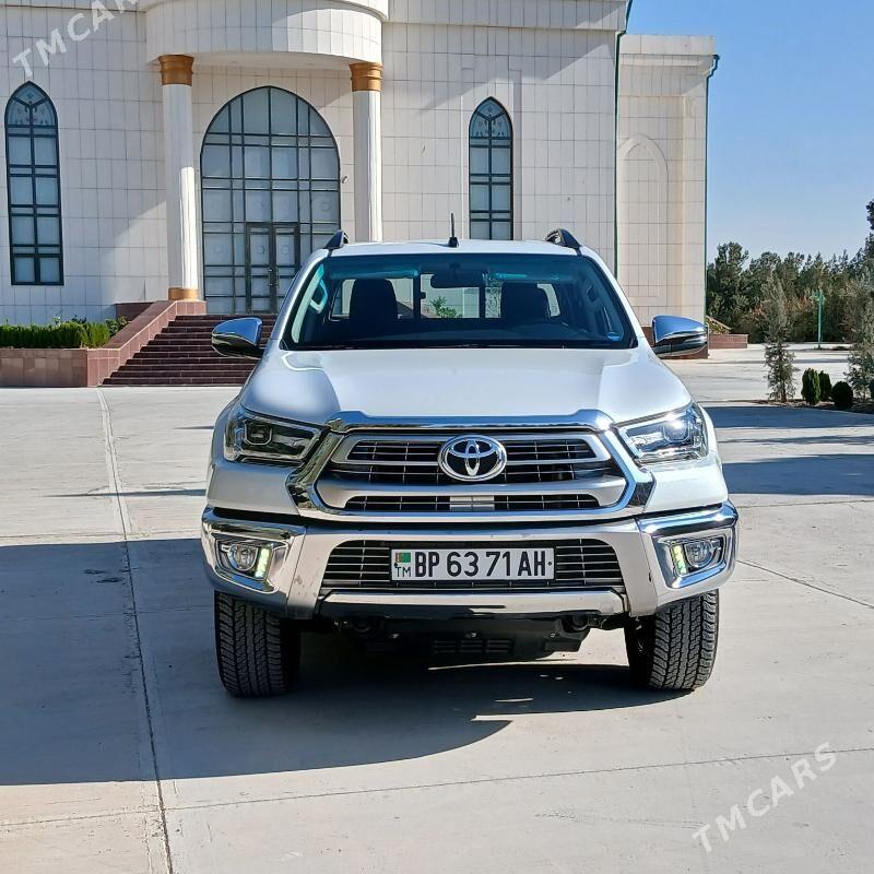 Toyota Hilux 2024 - 625 000 TMT - Gökdepe - img 3