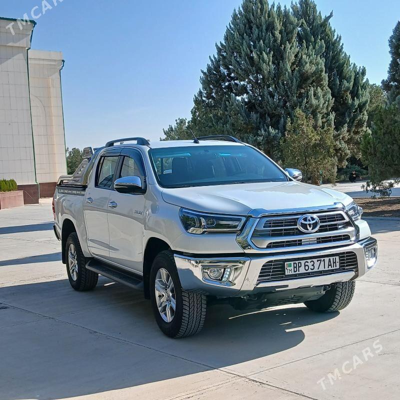 Toyota Hilux 2024 - 625 000 TMT - Gökdepe - img 6