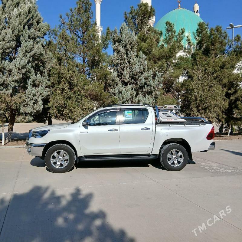 Toyota Hilux 2024 - 625 000 TMT - Gökdepe - img 4
