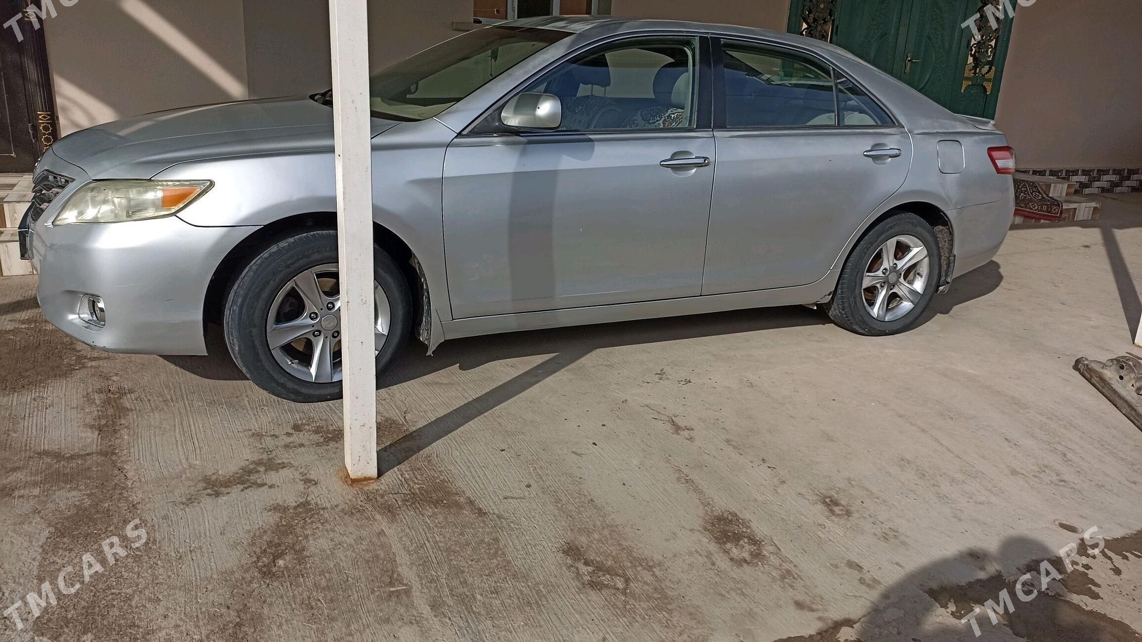 Toyota Camry 2010 - 150 000 TMT - Gurbansoltan Eje - img 5