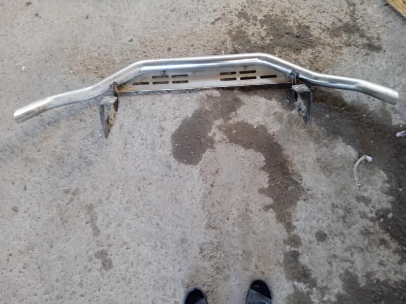 Toyota Hilux önünde duryan zat 200 TMT - Хитровка - img 1