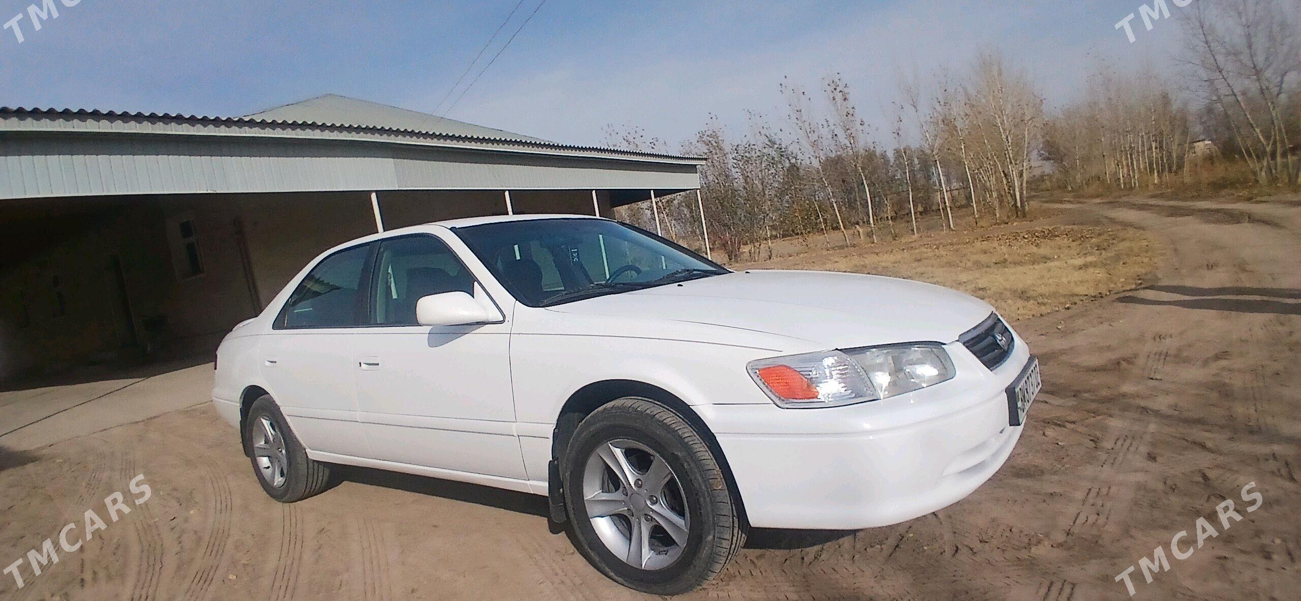 Toyota Camry 2000 - 160 000 TMT - Кёнеургенч - img 2