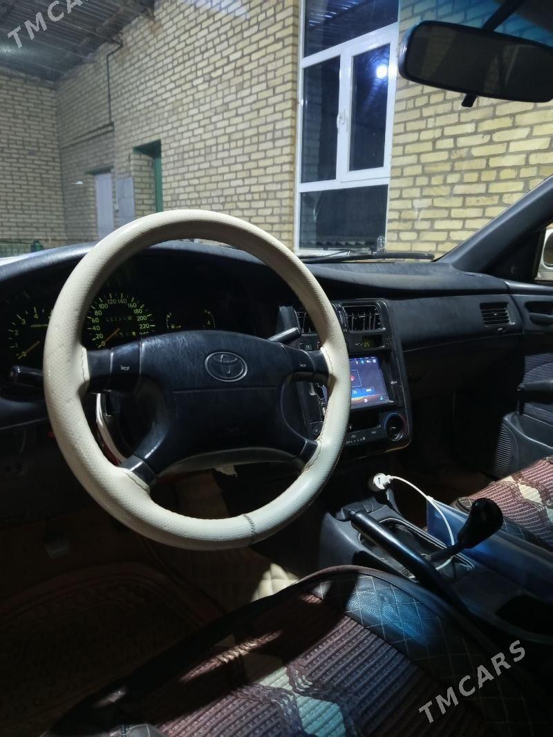 Toyota Carina 1994 - 80 000 TMT - Darganata - img 4