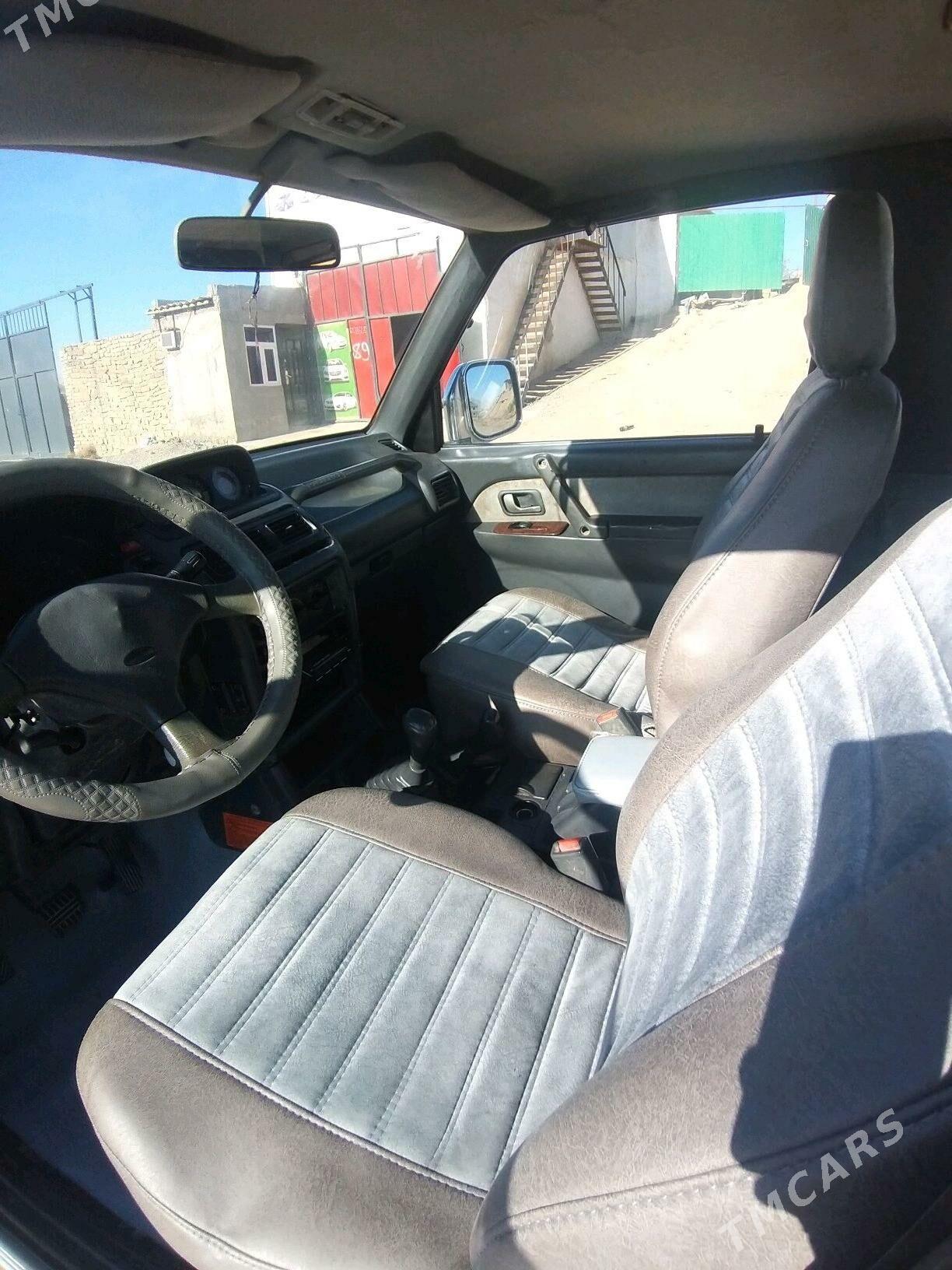 Mitsubishi Pajero 1994 - 65 000 TMT - Magdanly - img 6