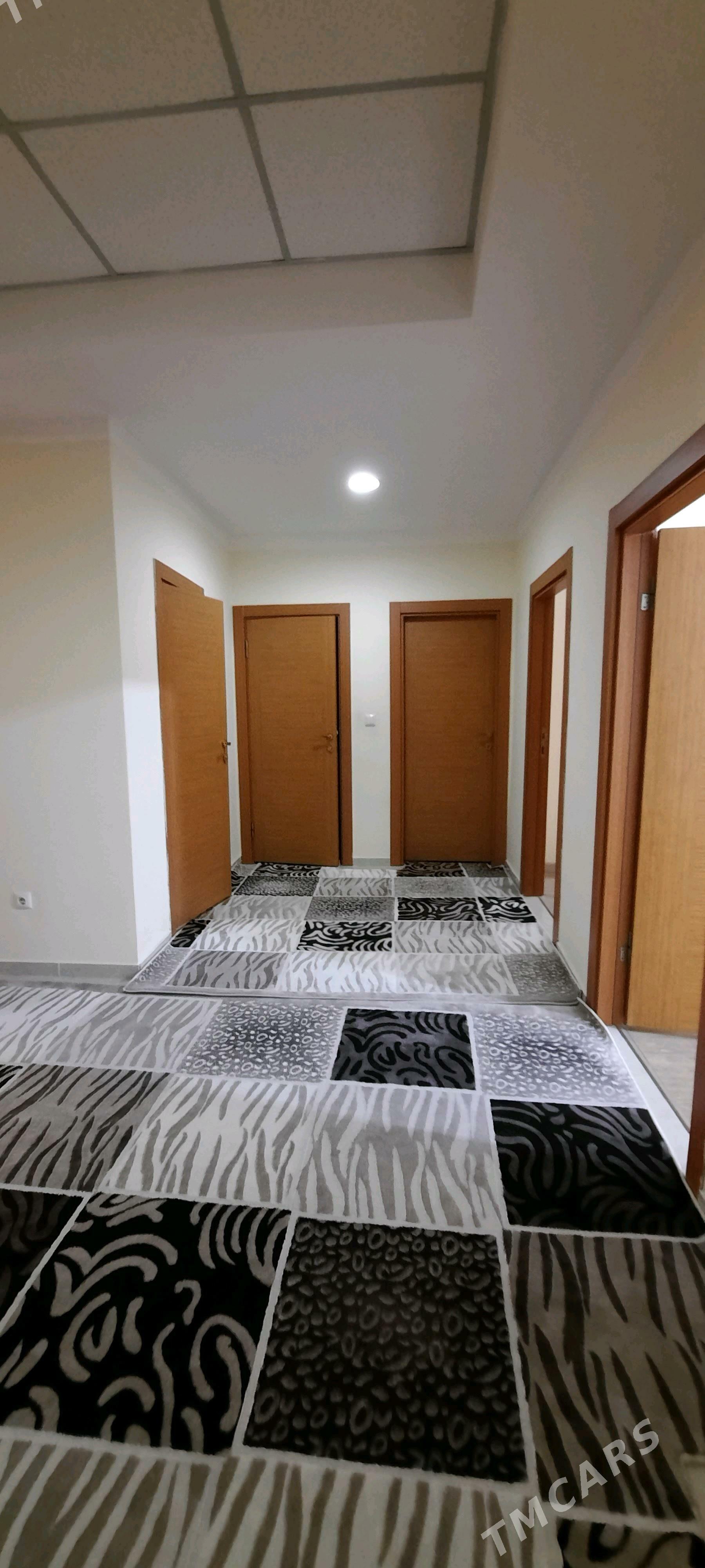 sat 3 kom 2017 Gurtly - Aşgabat - img 2