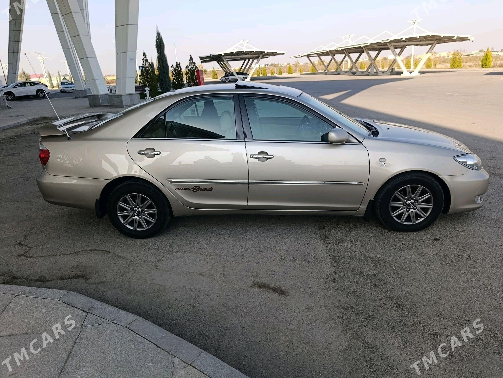 Toyota Camry 2002 - 230 000 TMT - Dänew - img 3