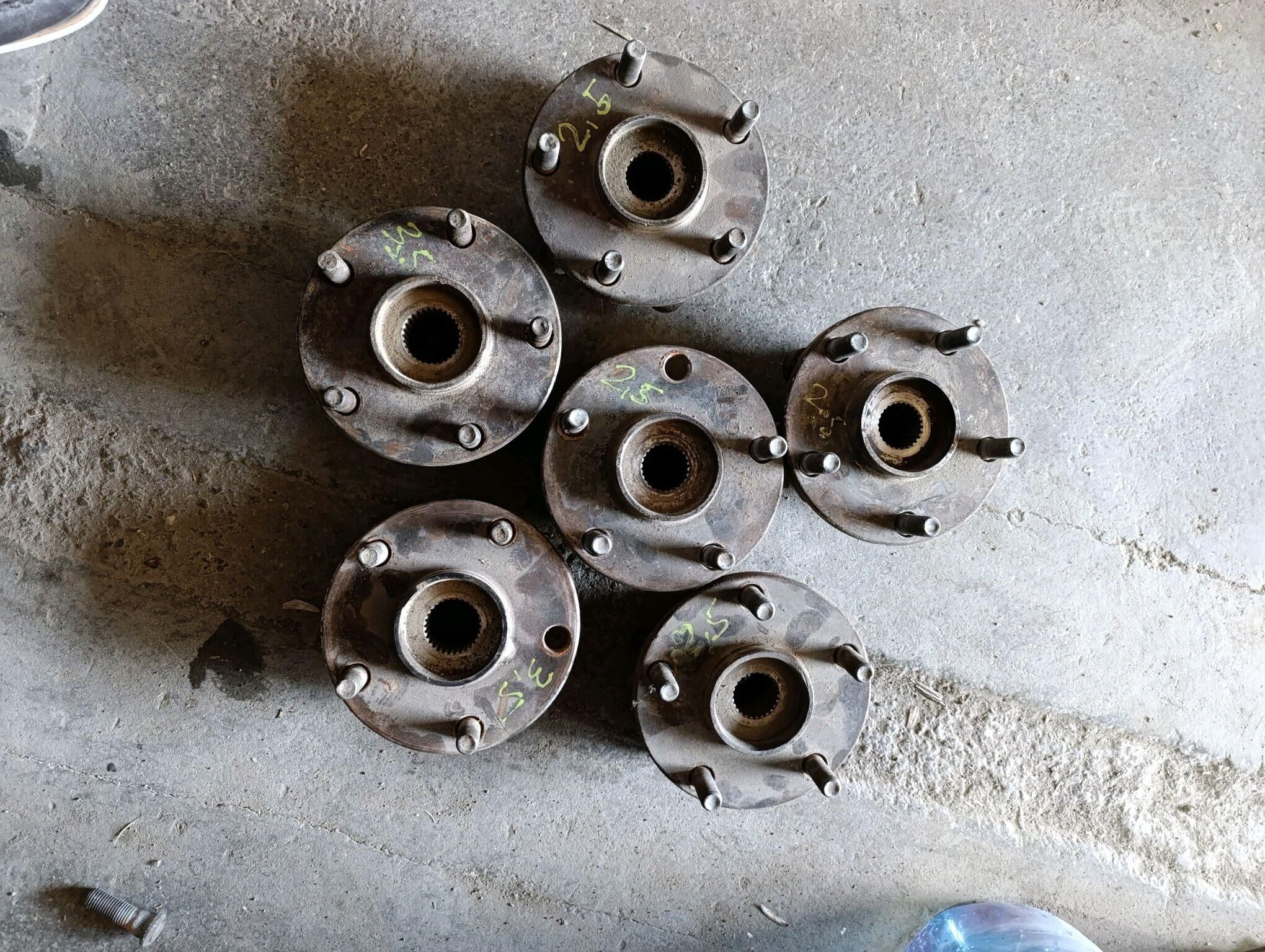 Stupissa öñ 2020  Camry 800 TMT - Bedew - img 1