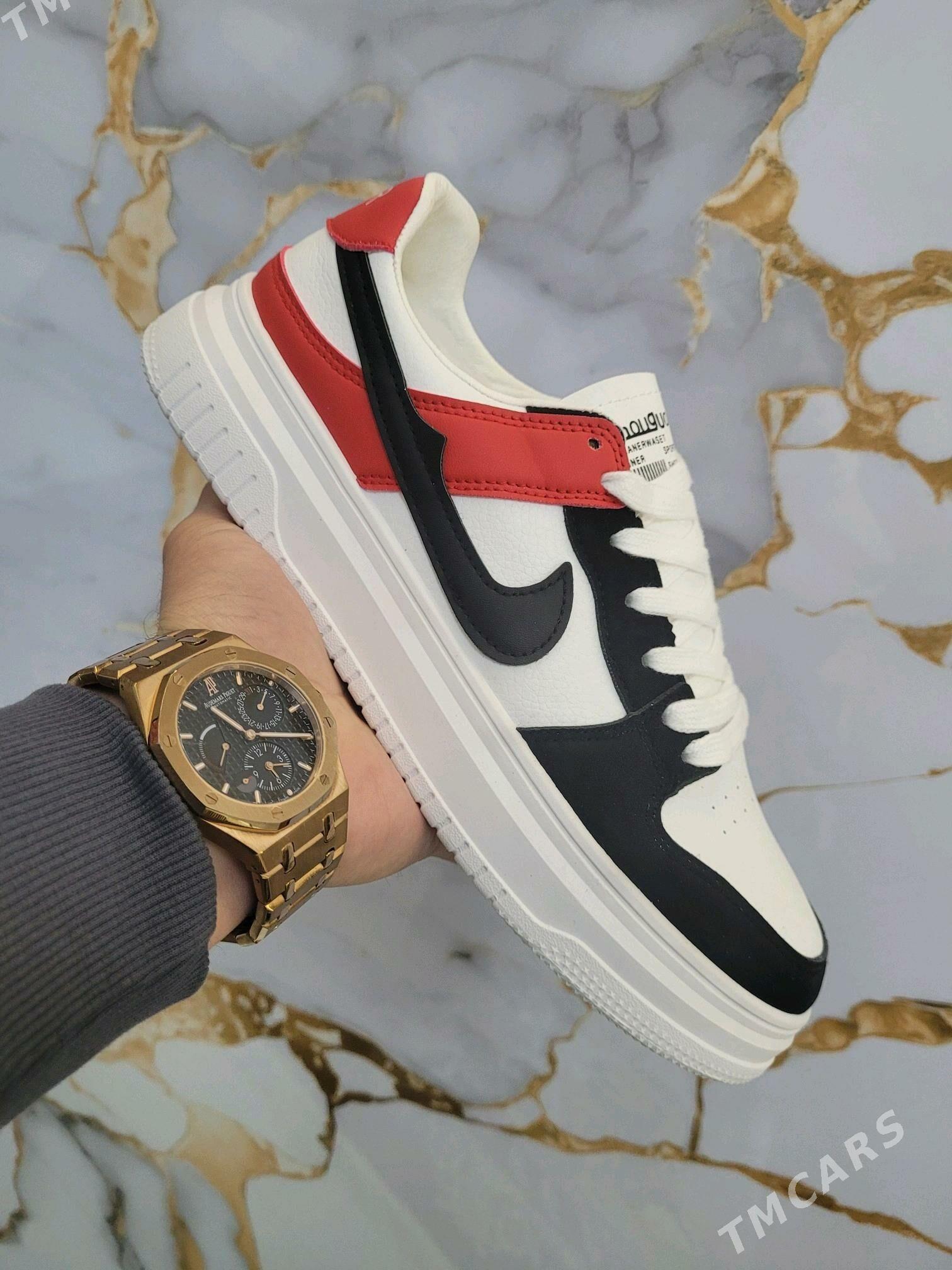 кроссовки - Туркменабат - img 4