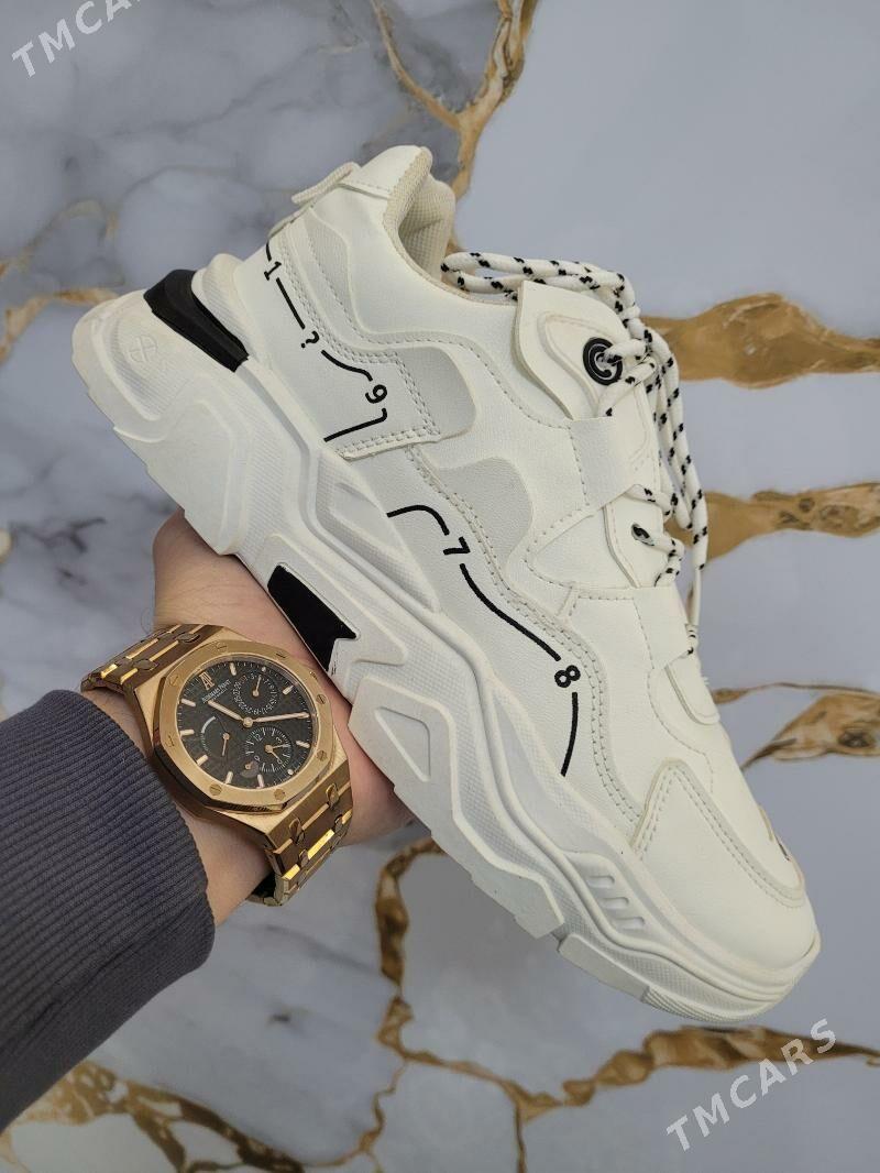 кроссовки - Туркменабат - img 10