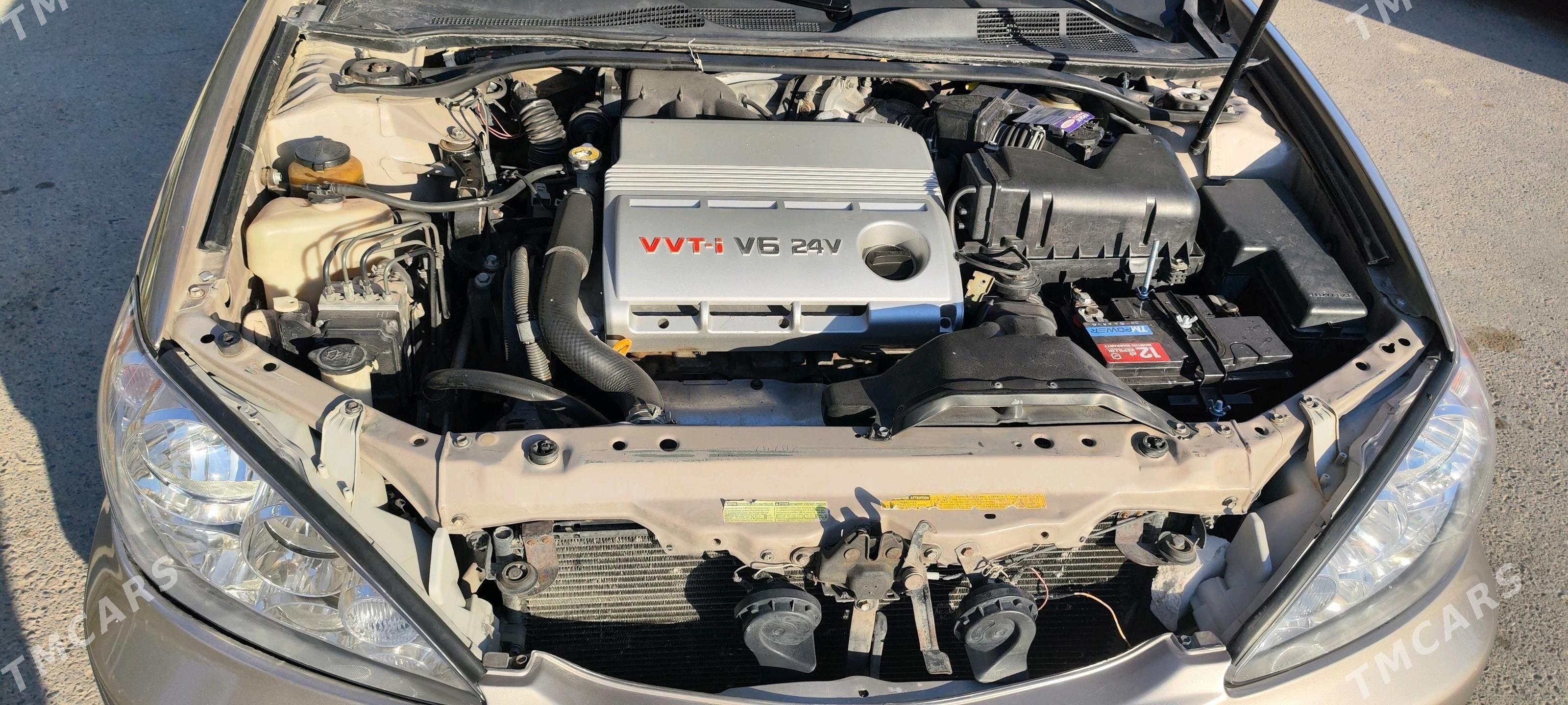 Toyota Camry 2004 - 210 000 TMT - Байрамали - img 5