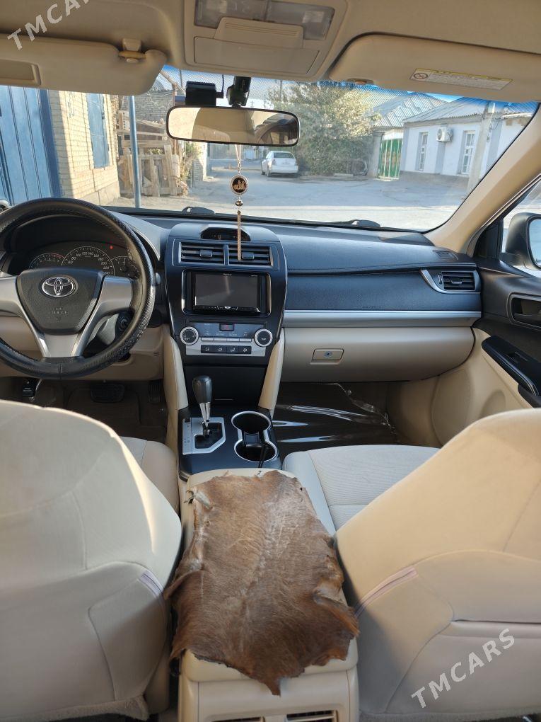 Toyota Camry 2013 - 275 000 TMT - Hitrowka - img 2