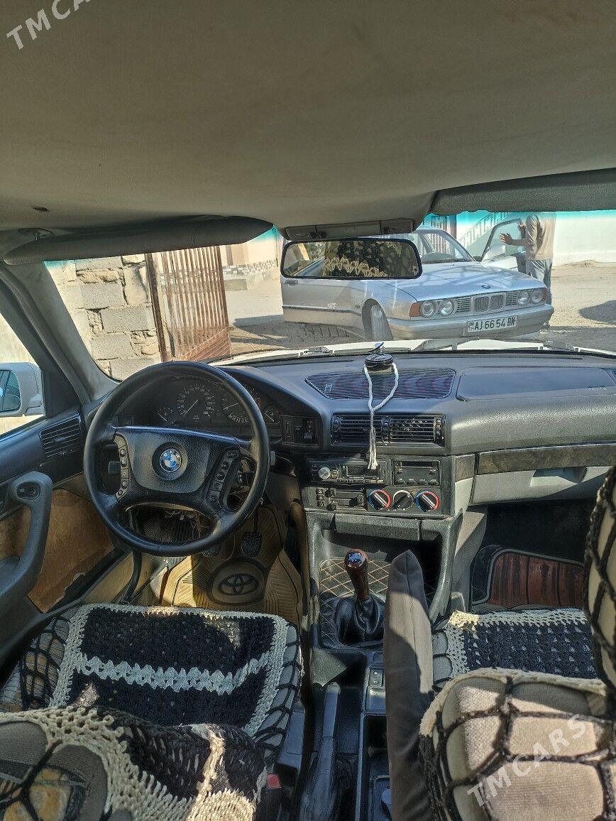 BMW 525 1993 - 38 000 TMT - Балканабат - img 5