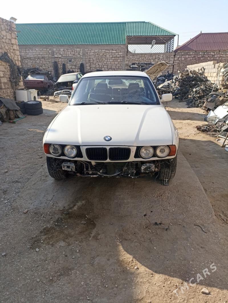 BMW 525 1993 - 38 000 TMT - Балканабат - img 1