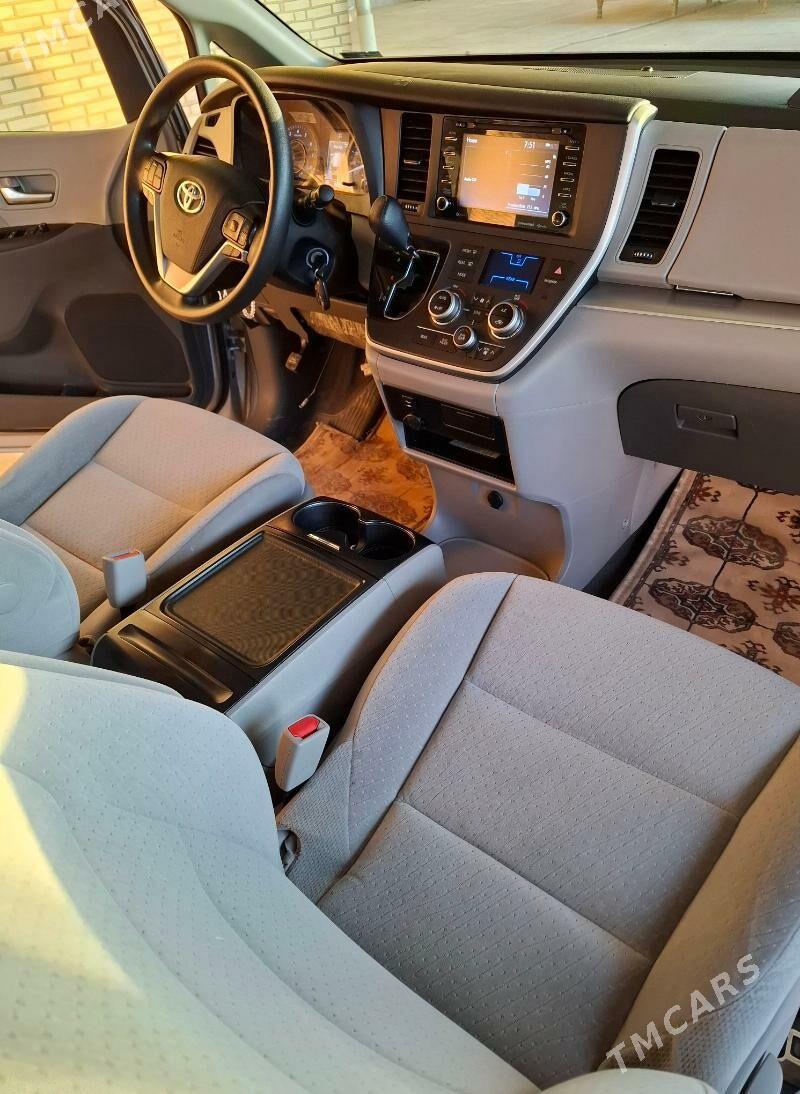 Toyota Sienna 2020 - 450 000 TMT - Mary - img 4